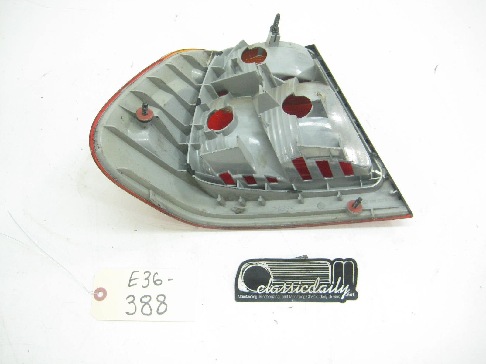 bmw e36 325 328 m3 passenger side rear taillight