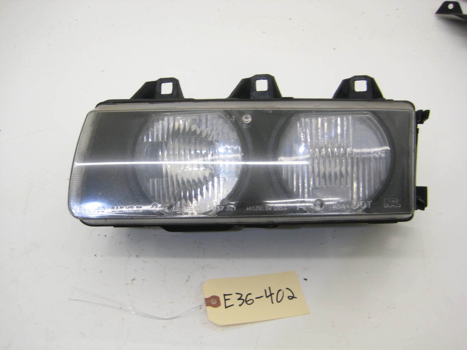 BMW E36 325 328 M3 Drivers Side Headlight Assembly E36 402
