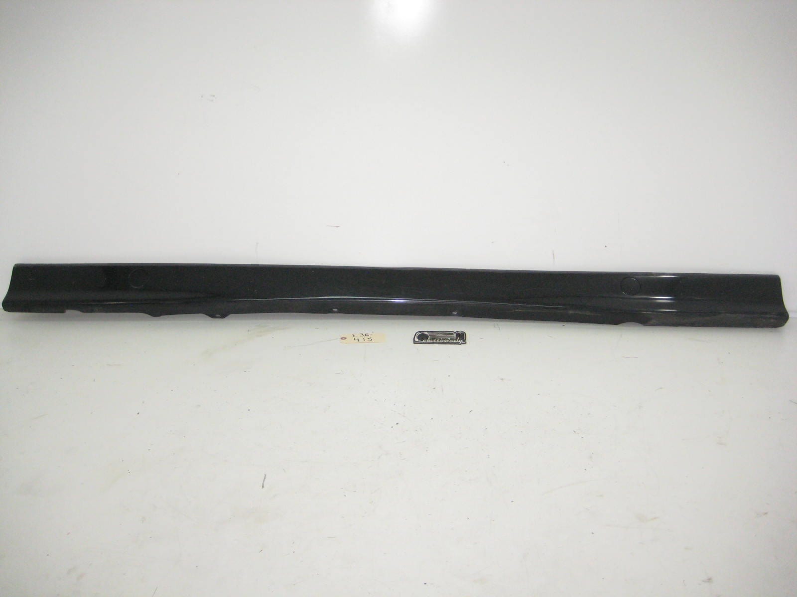 bmw e36 325 328 m3 drivers side side skirt black