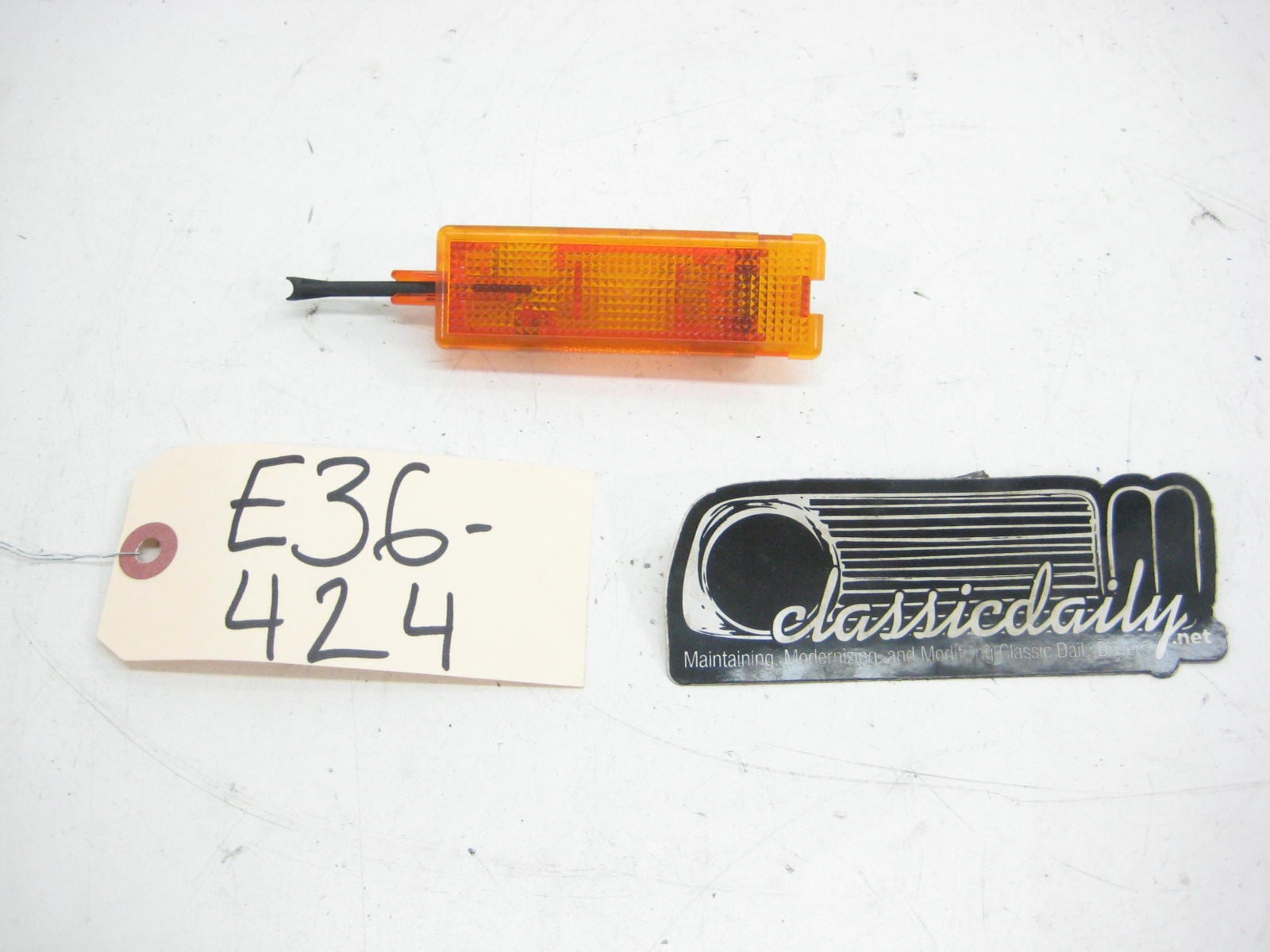 bmw e36 325 328 m3 glove box light 2