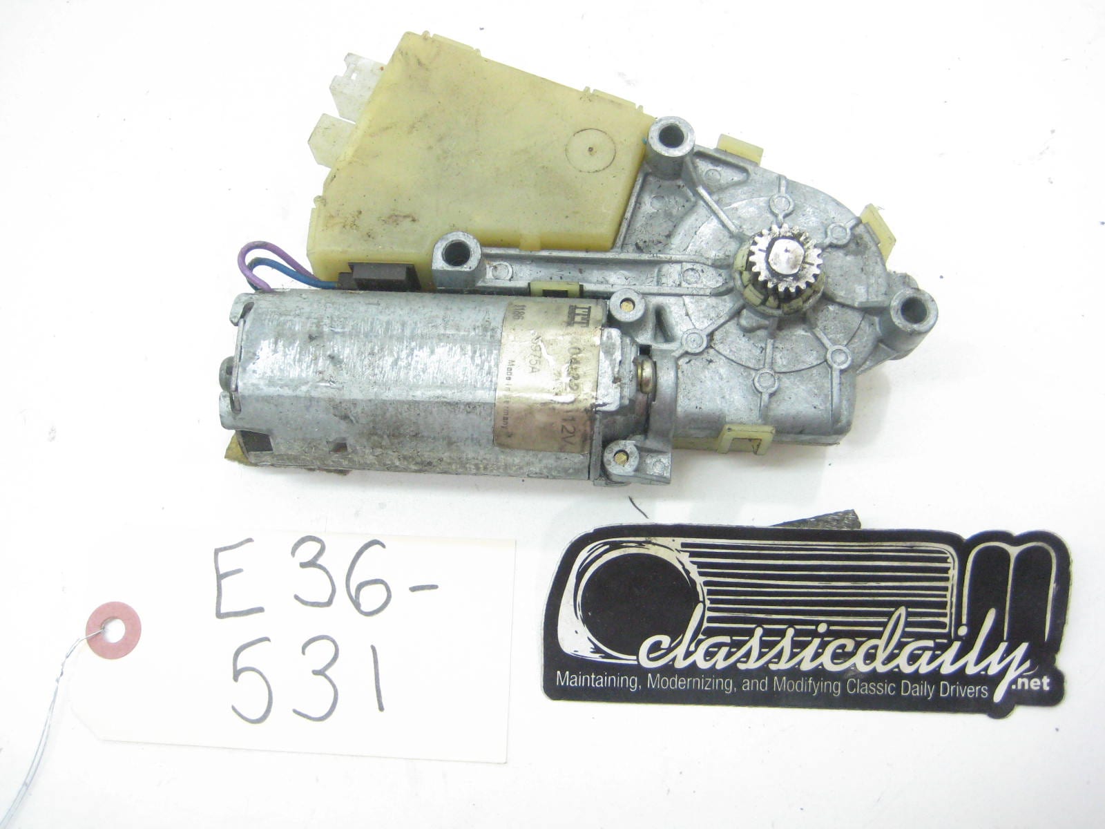 プリウス Sunroof Motor 67 61 8 362 364 - Classic Daily