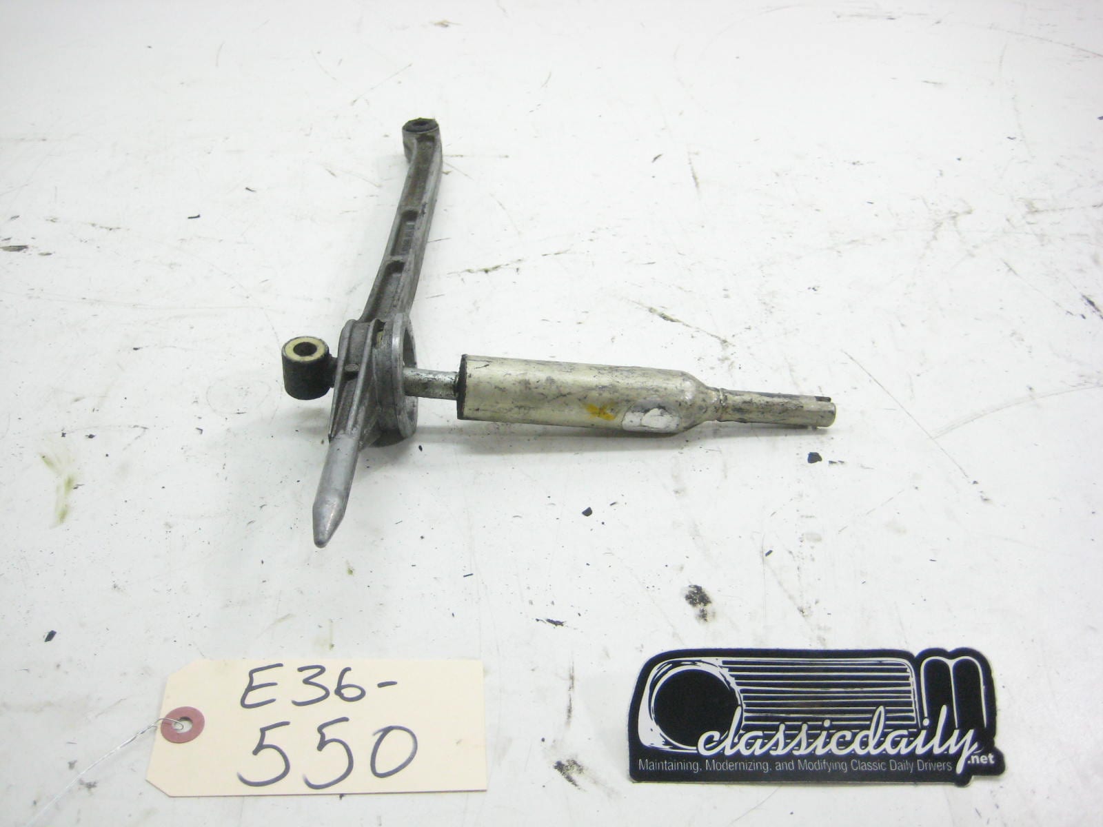 used parts shfiter carrier and lever center to center 10 3 4 1 221 540