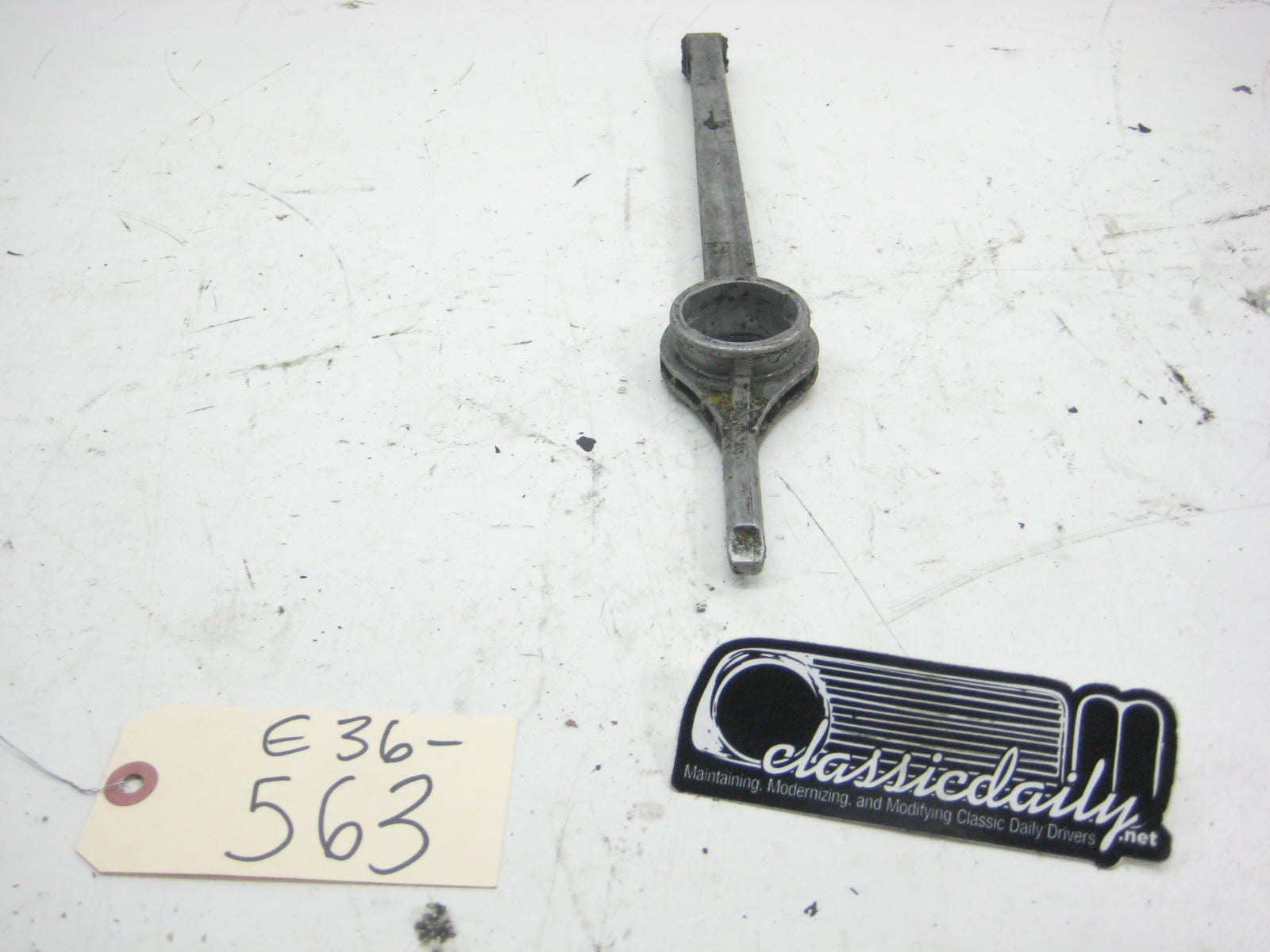 used parts shifter carrier center to center 11 1 2 25 11 1 434 110