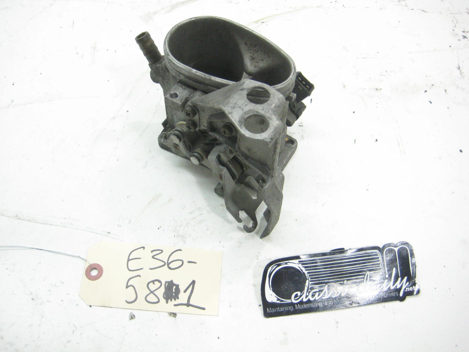 bmw e36 325 328 m3 m42 throttle body 17 23745 9