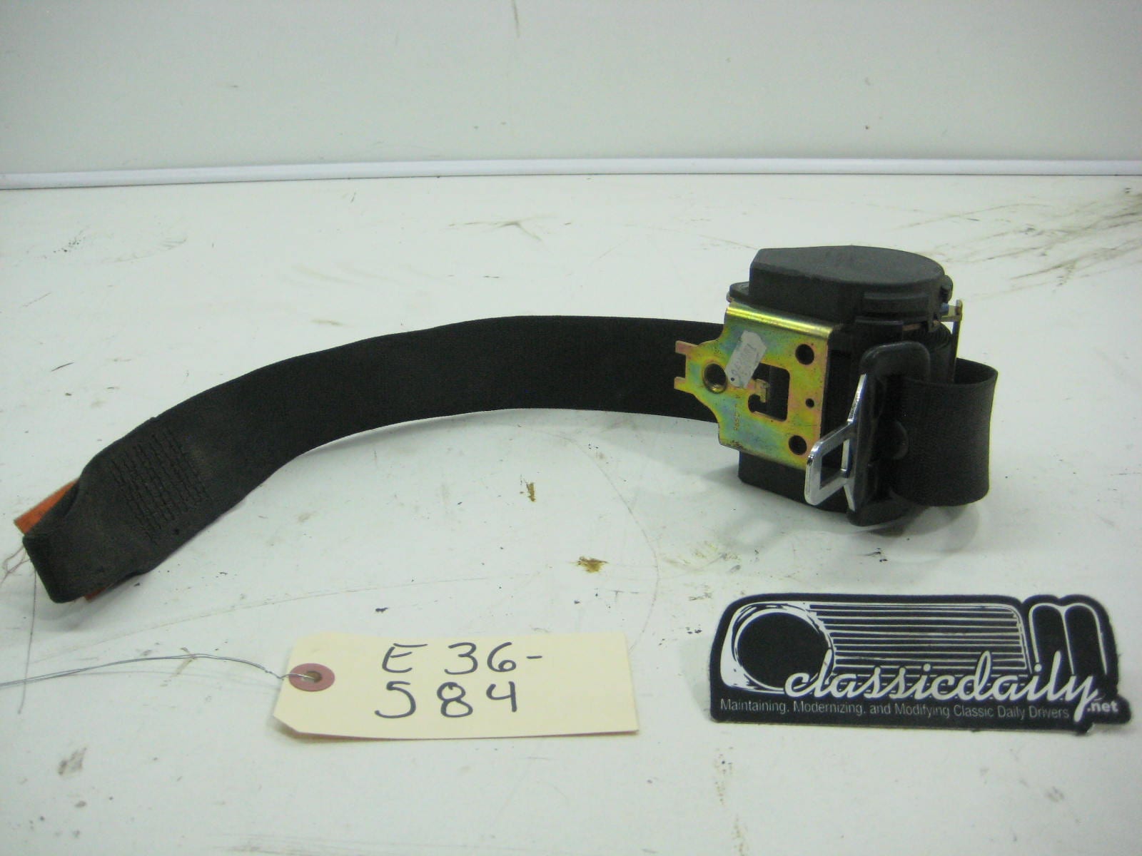 bmw e36 325 328 m3 drivers side seat belt