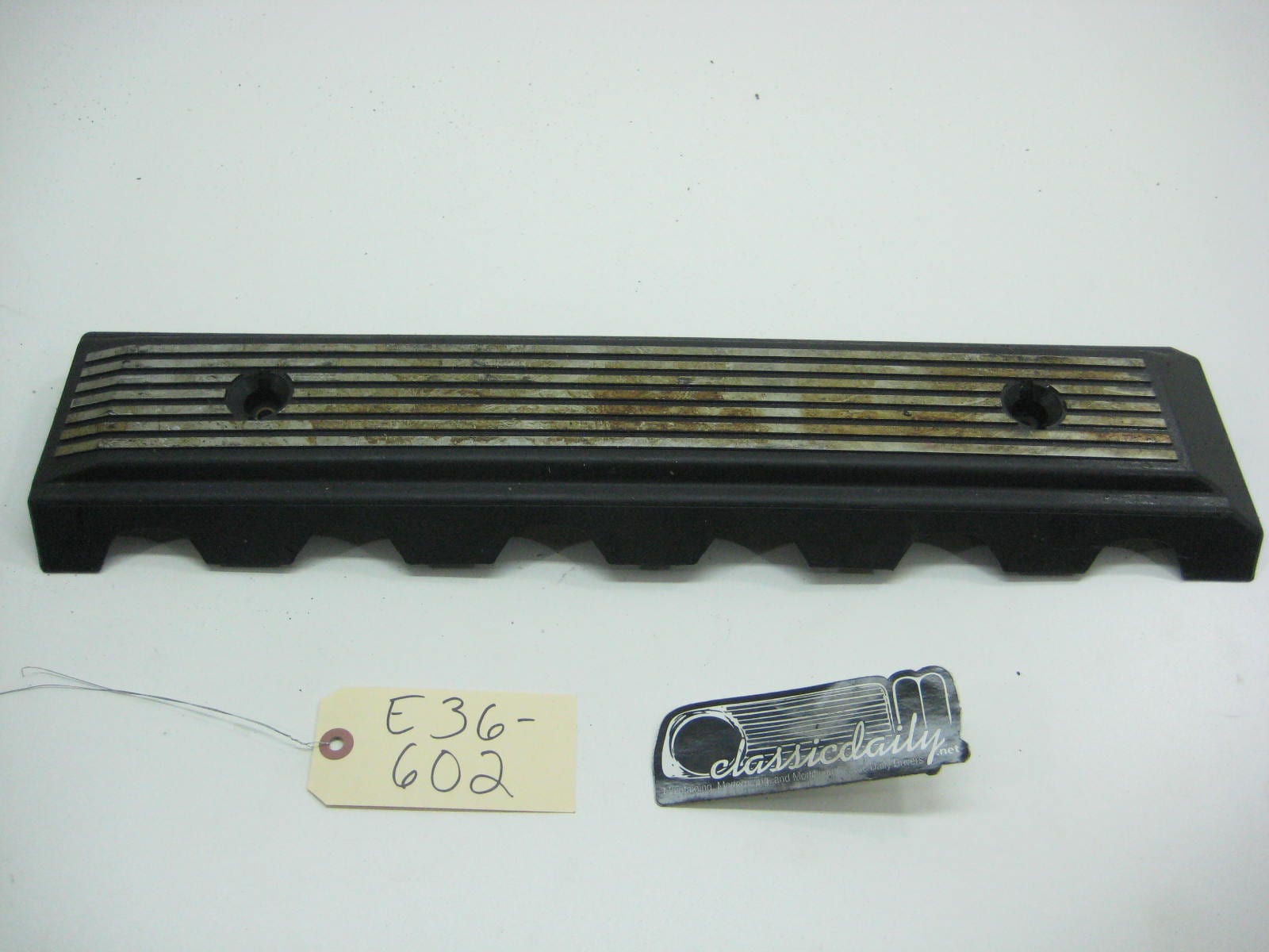 bmw e36 325 328 m3 m50 fuel injector cover 2