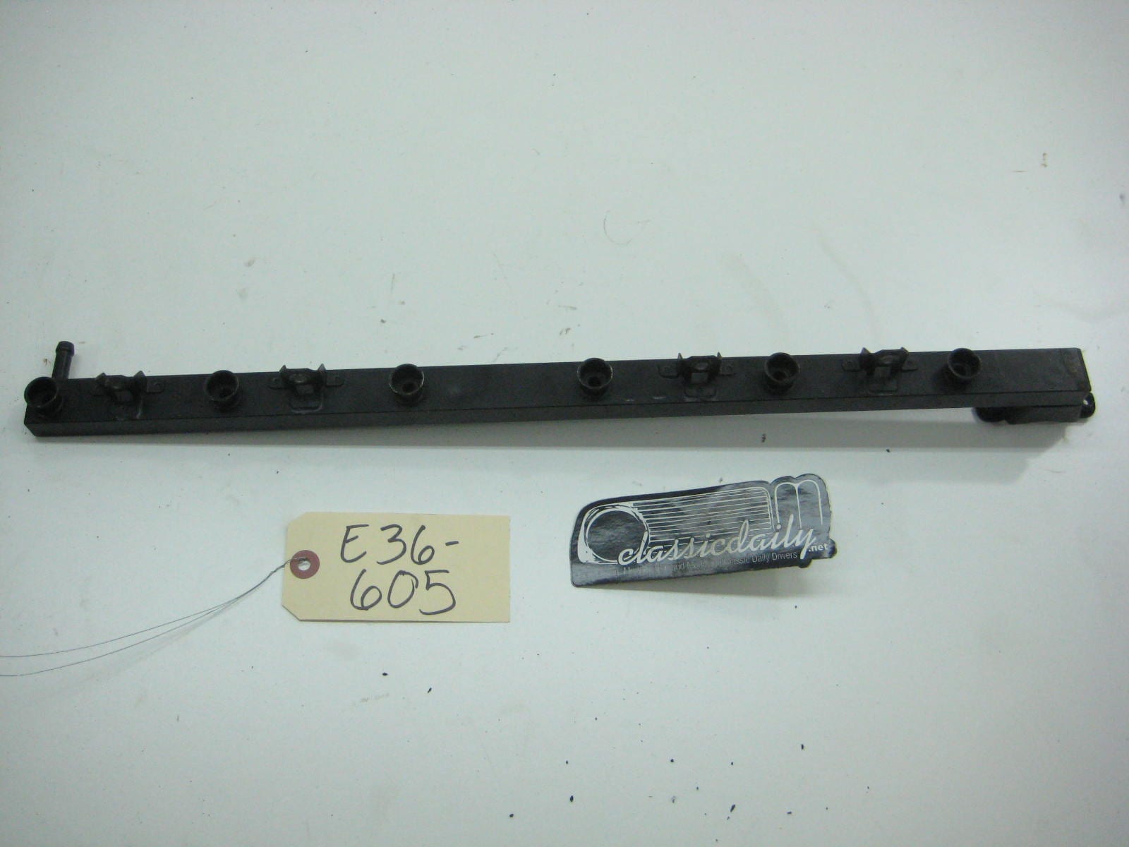bmw e36 325 328 m3 obd1 fuel rail m50
