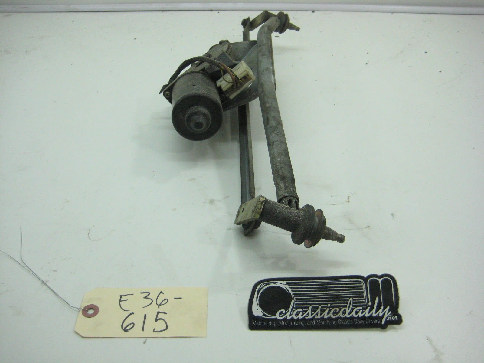 bmw e36 325 328 m3 wiper motor and regulator