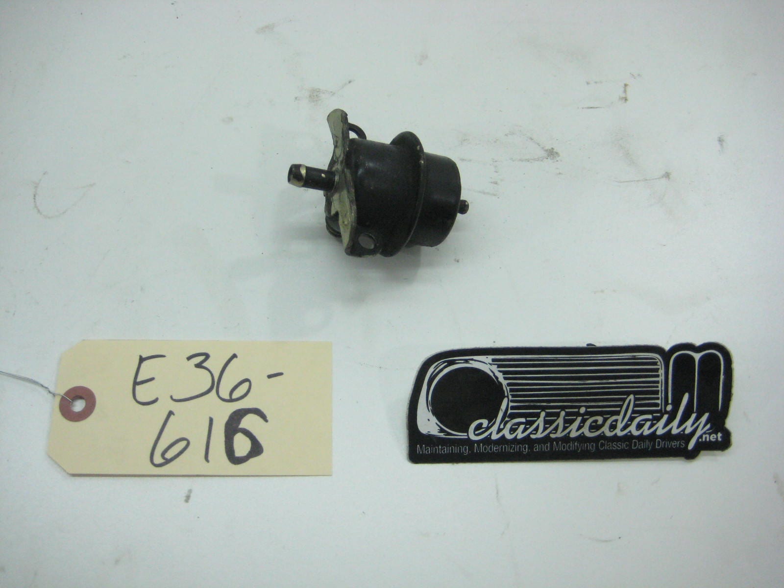 bmw e36 325 328 m3 fuel pressure regulator obd1 fpr
