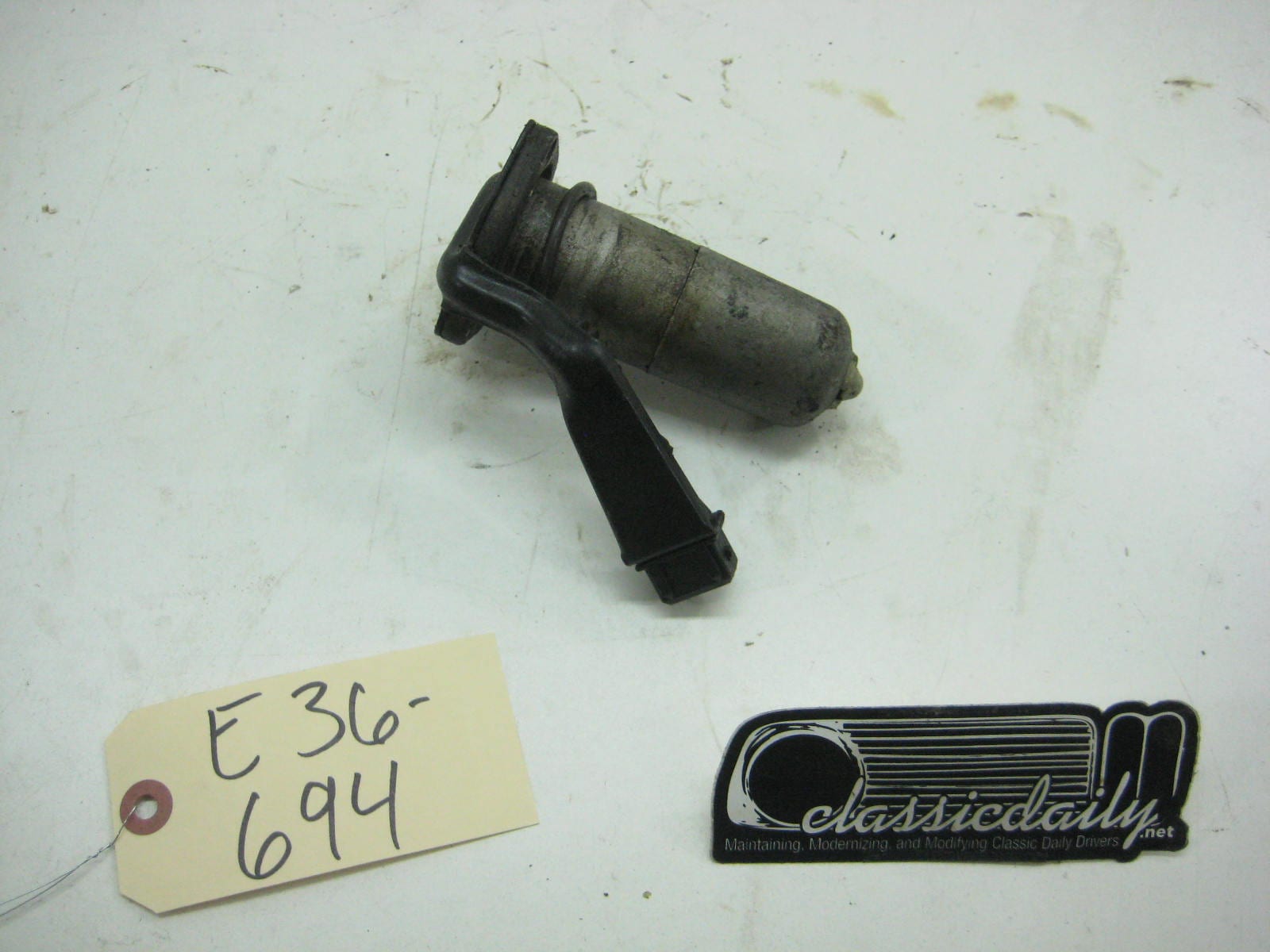 used parts oil level sensor 2
