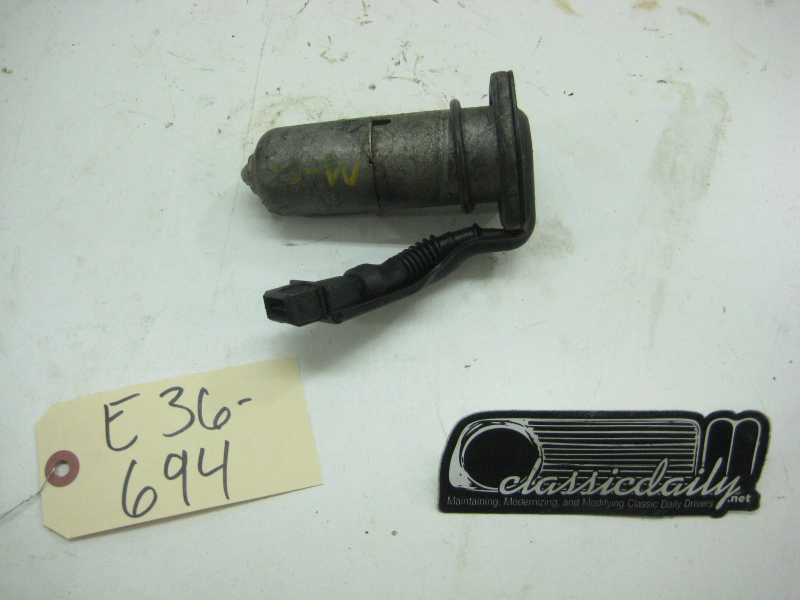 used parts oil level sensor 2