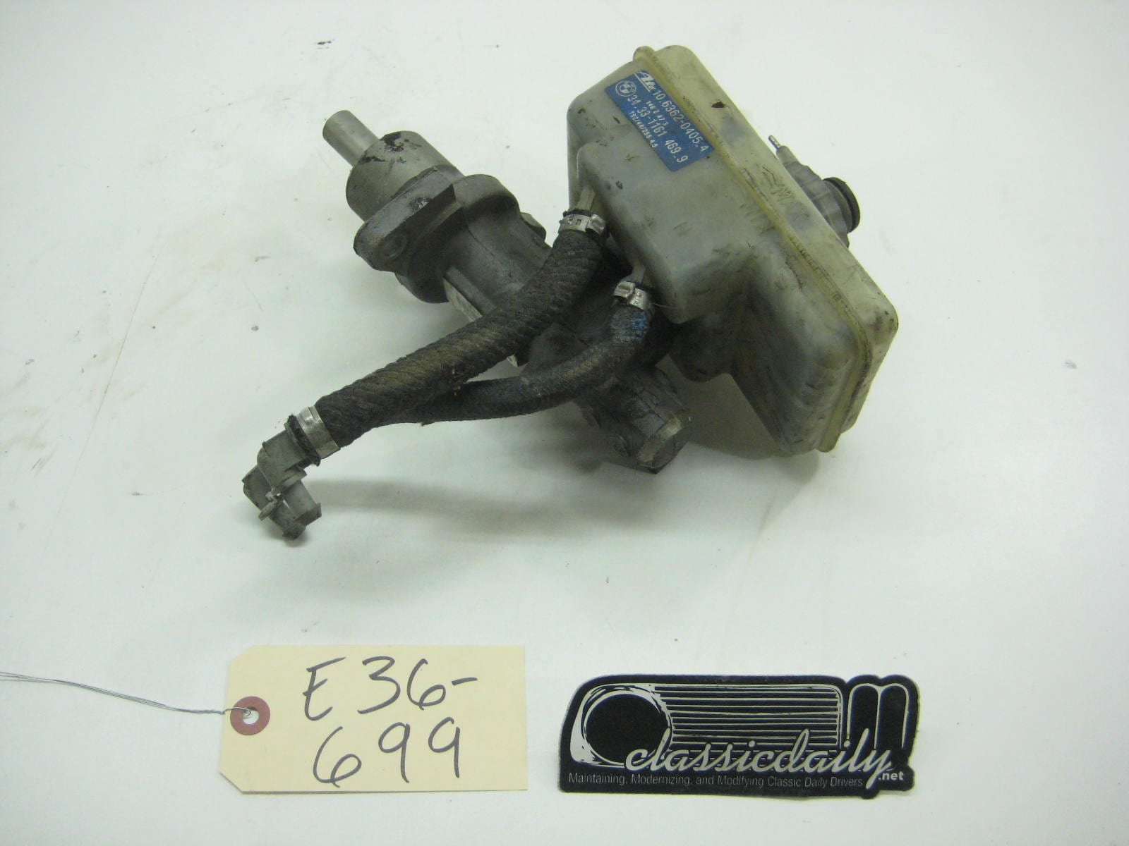 used parts brake master cylinder and tank