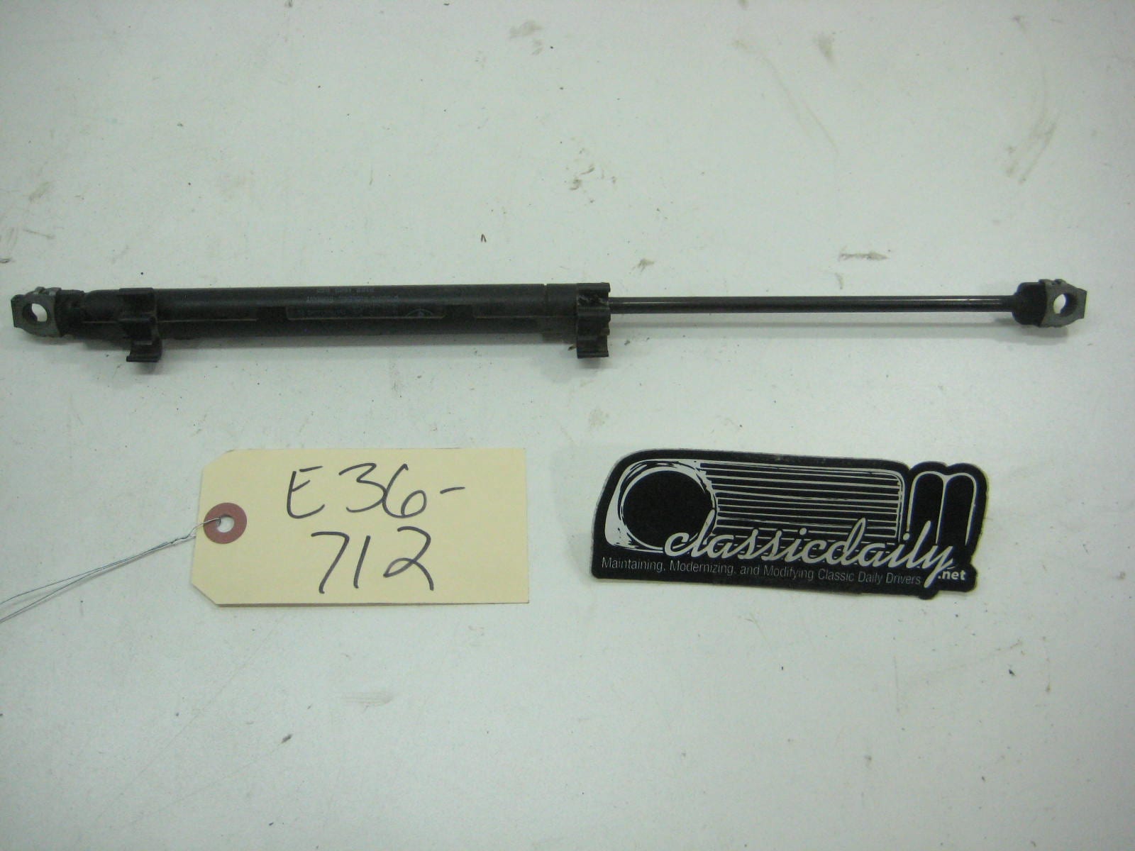 bmw e36 325 328 m3 trunk shock