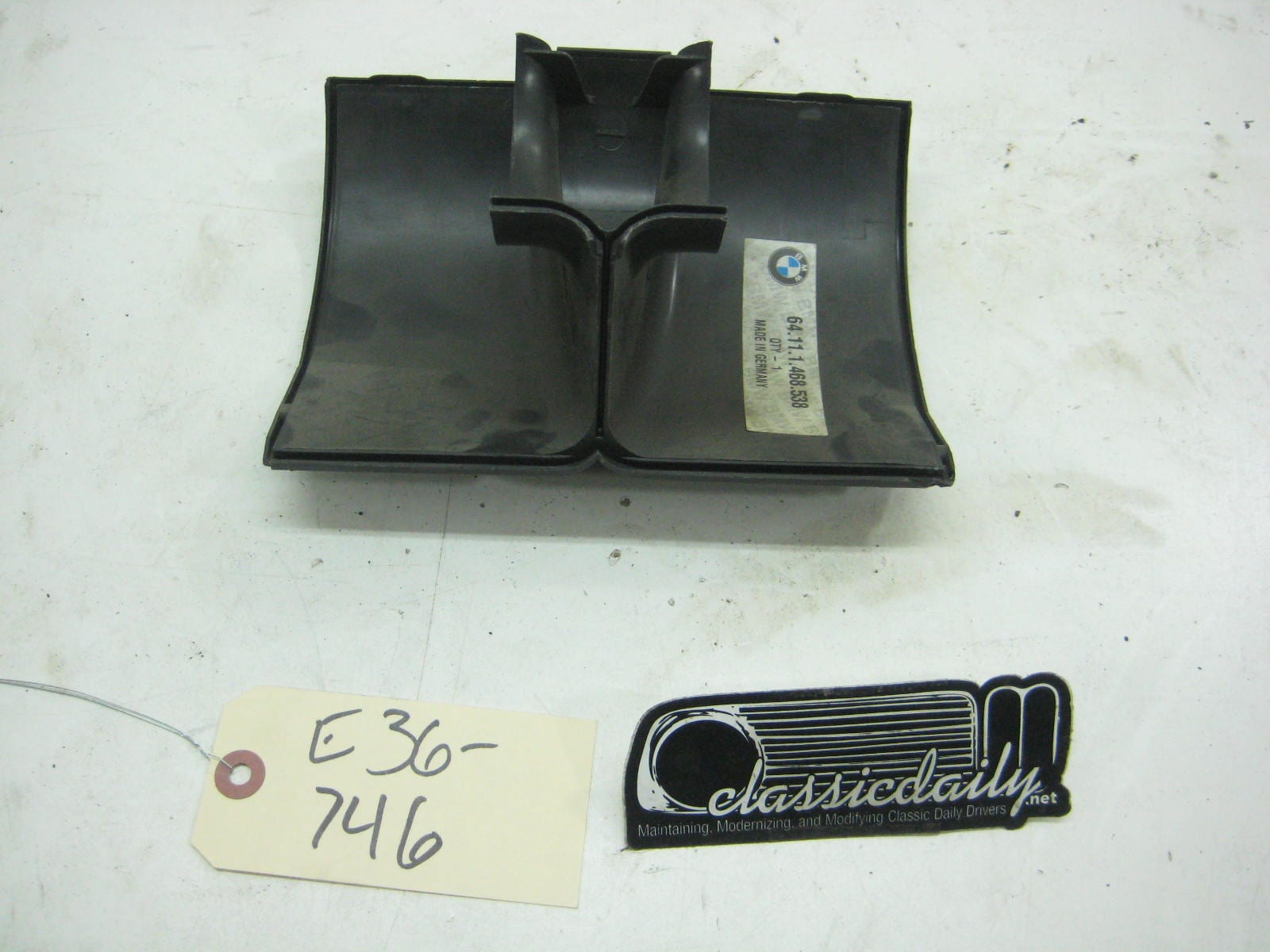 bmw e36 325 328 m3 hvac fan cover 64 11 1 468 538 2