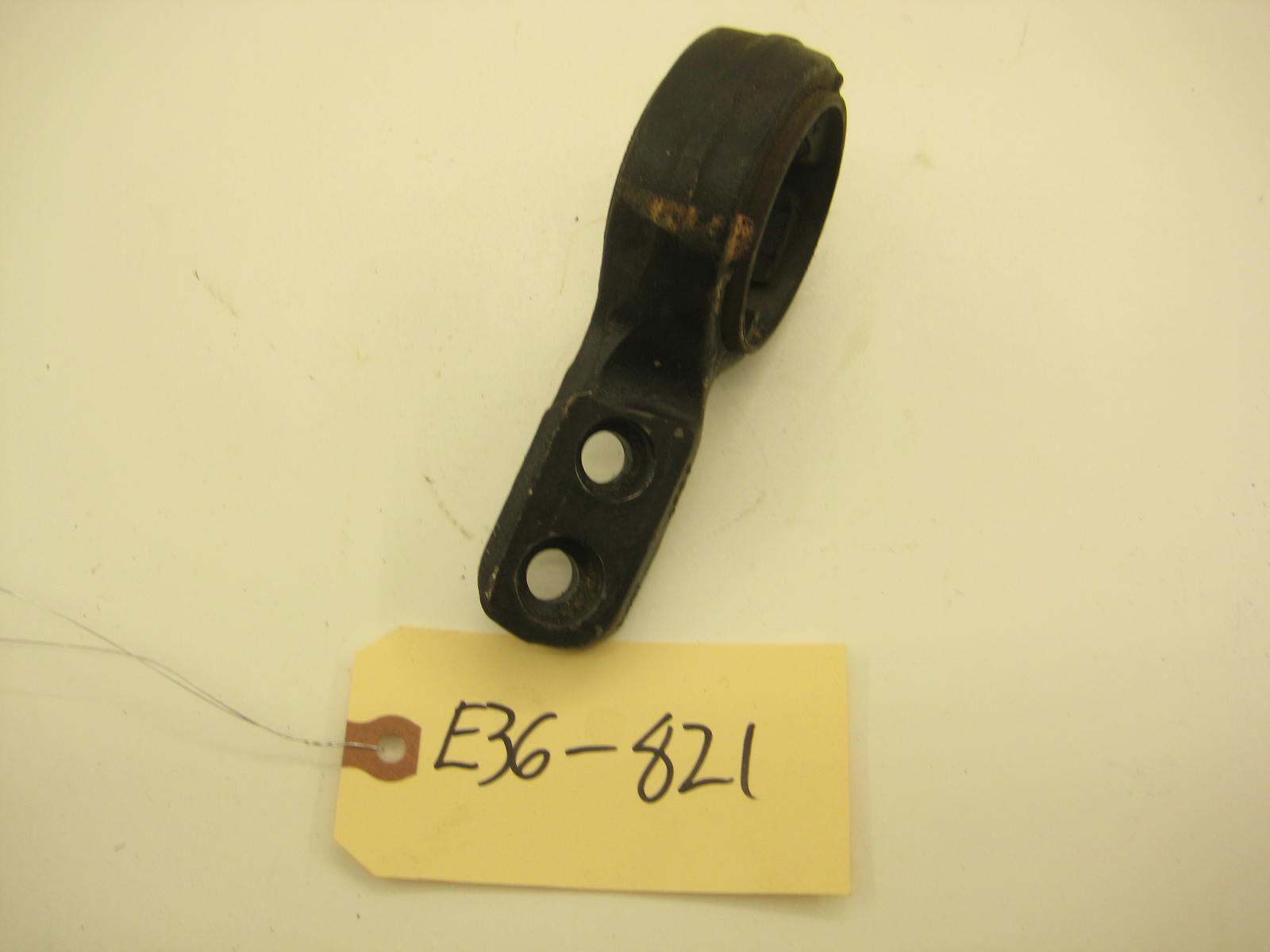 bmw e36 325 328 m3 left drivers side control arm bushing mount