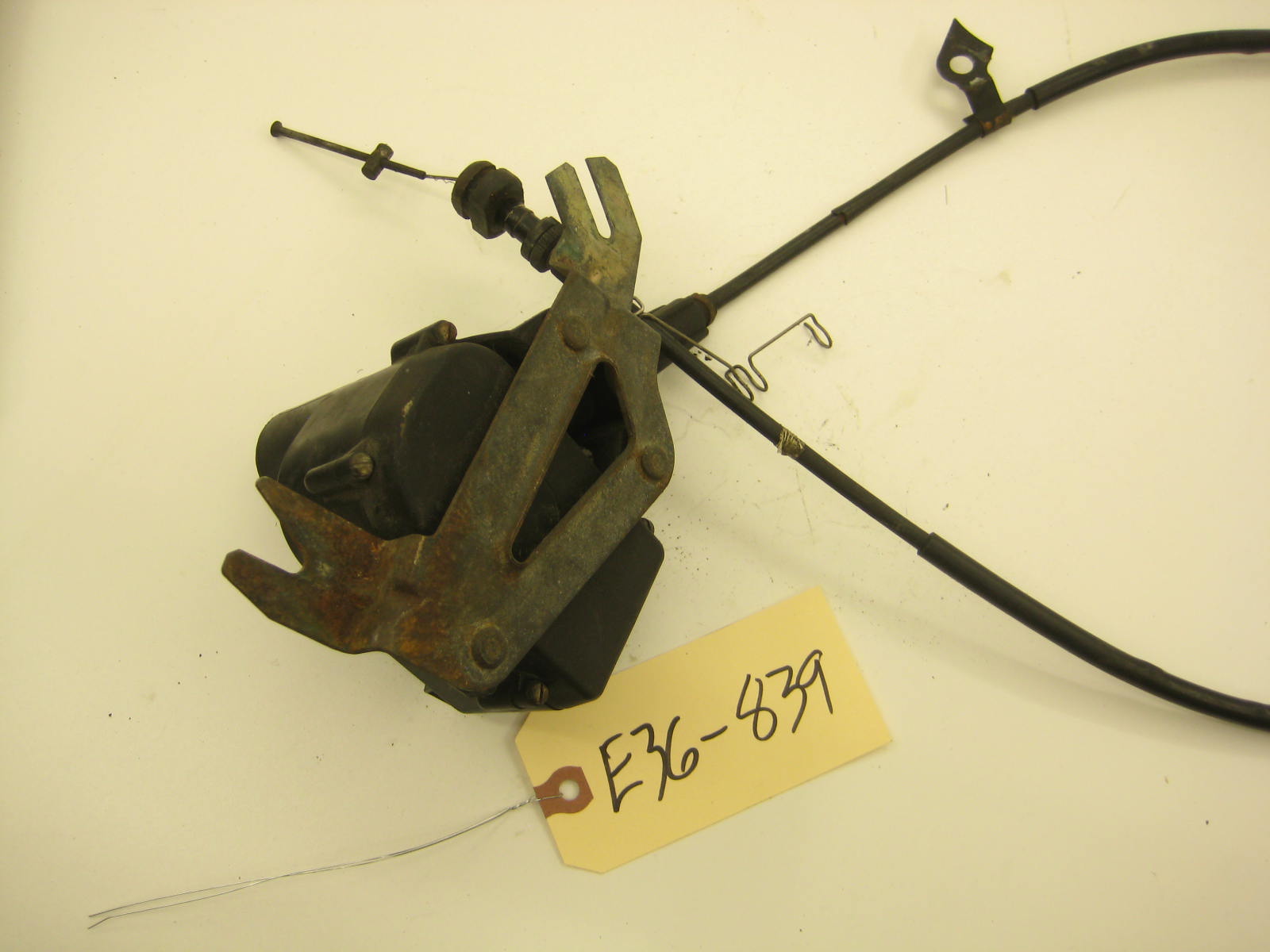 bmw e36 325 328 m3 cruise control actuator