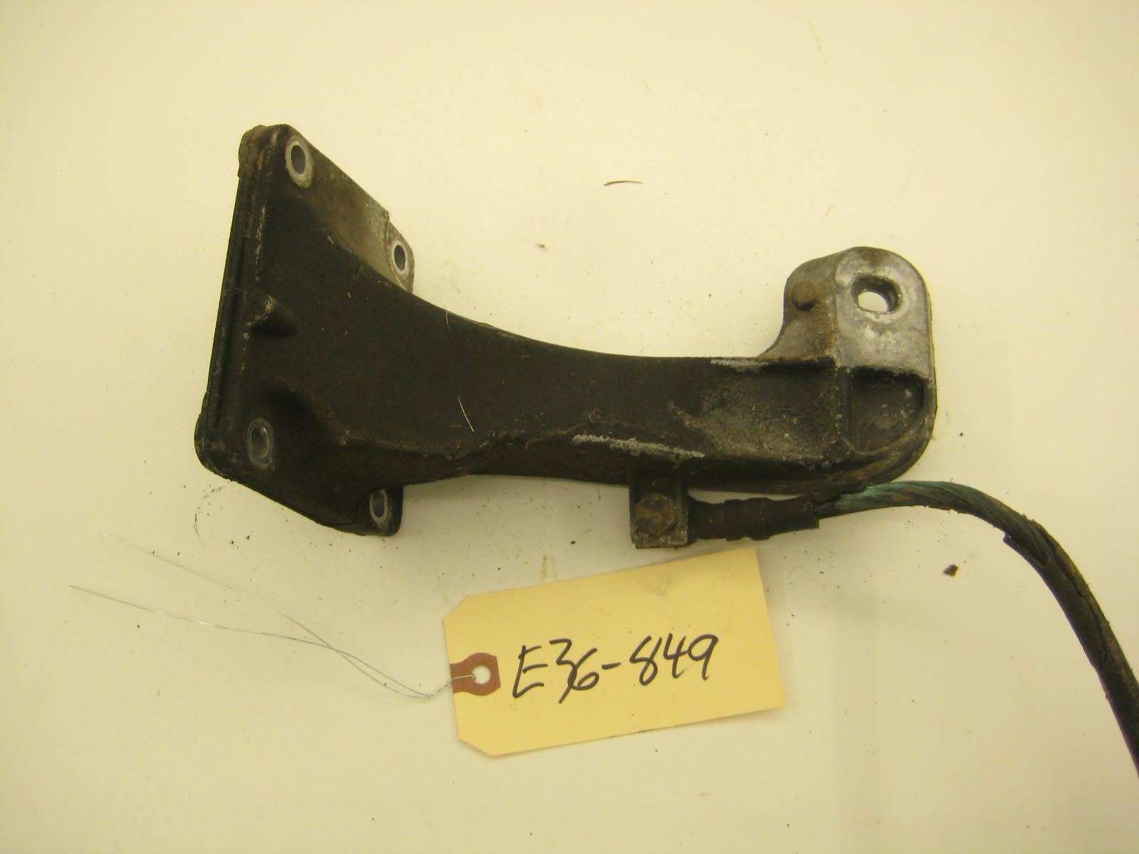 bmw e36 325 328 m3 m50 passenger side engine mount