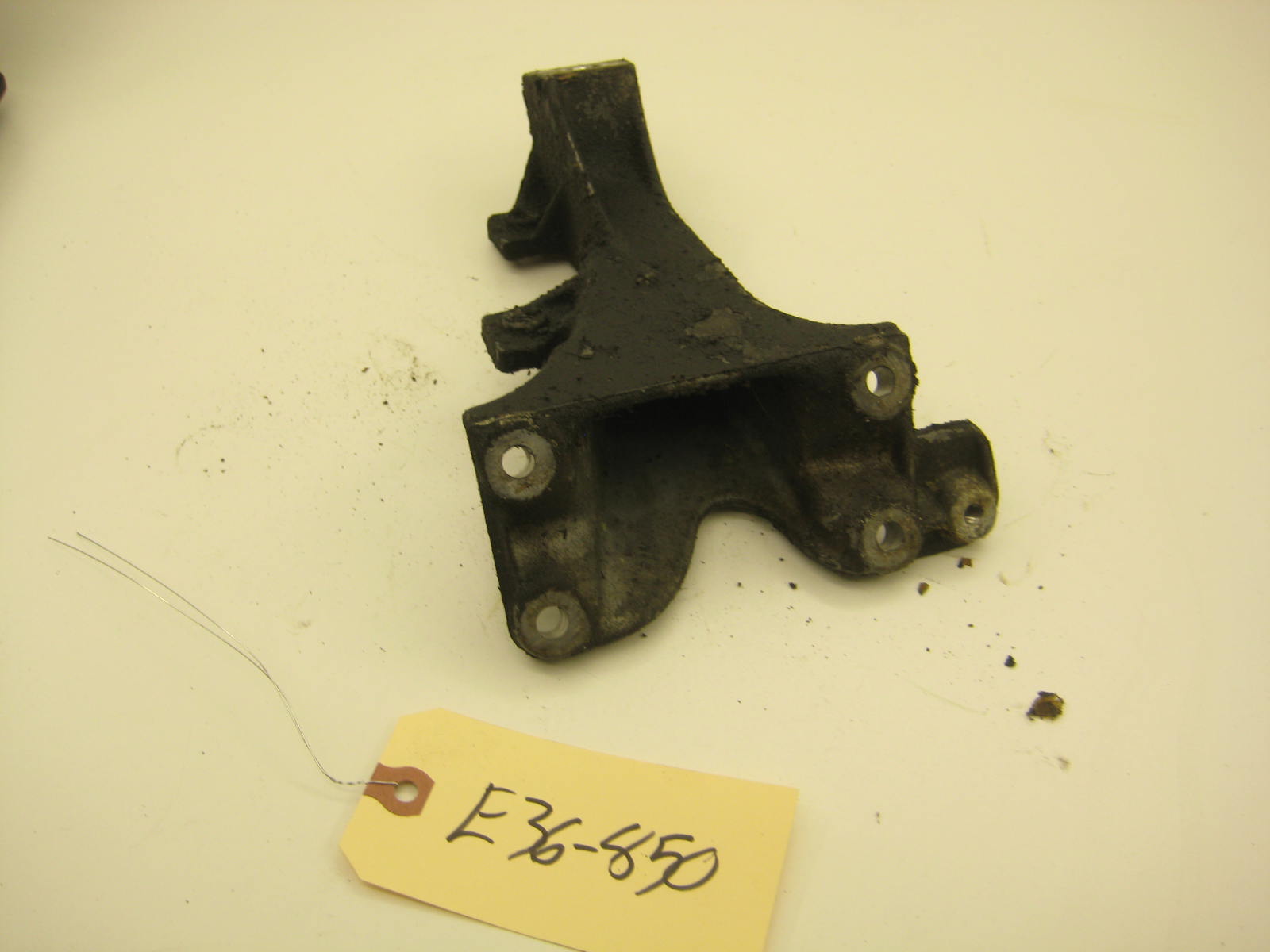 bmw e36 325 328 m3 m50 drivers side engine mount