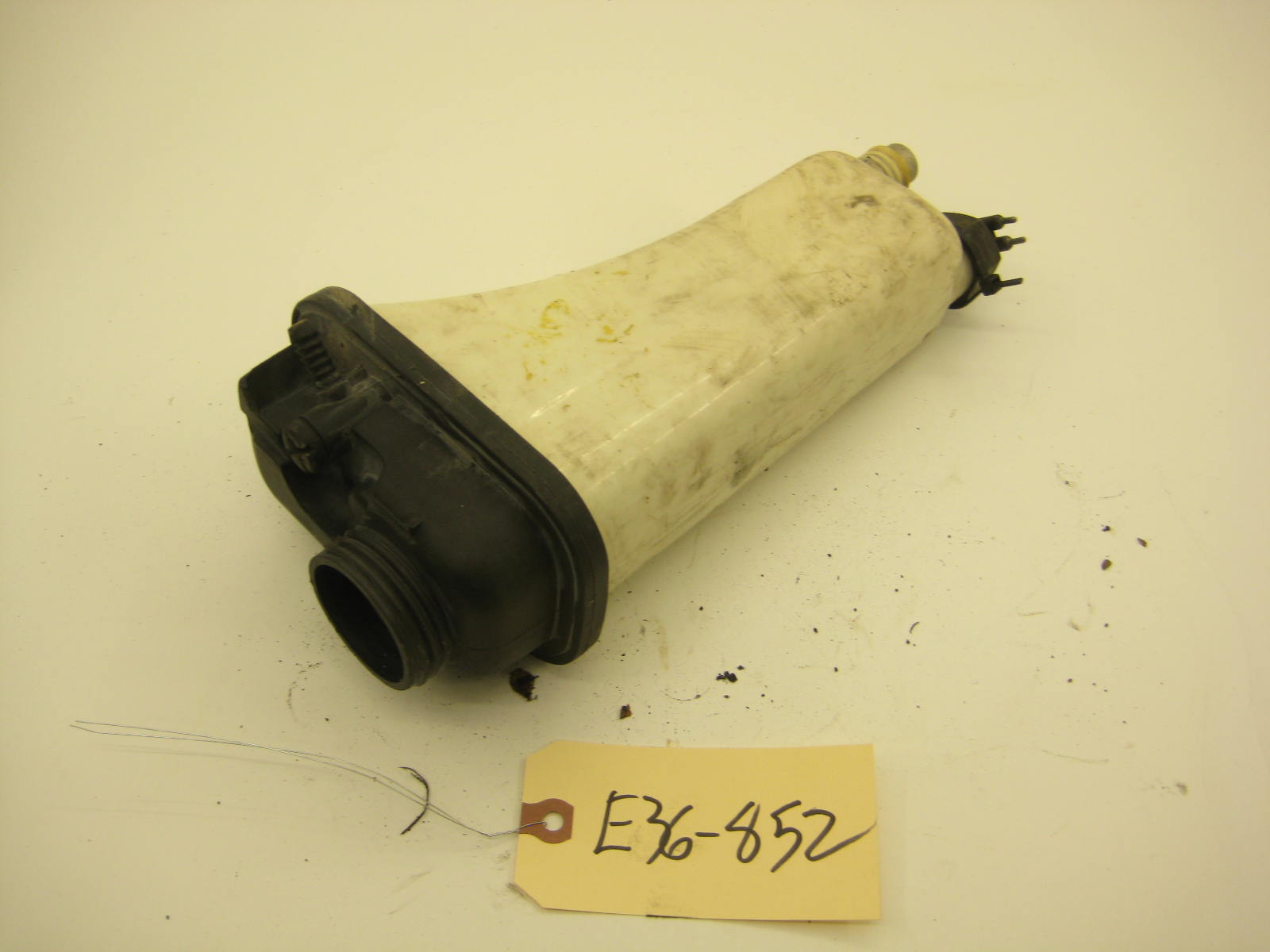 bmw e36 325 328 m3 coolant overflow tank