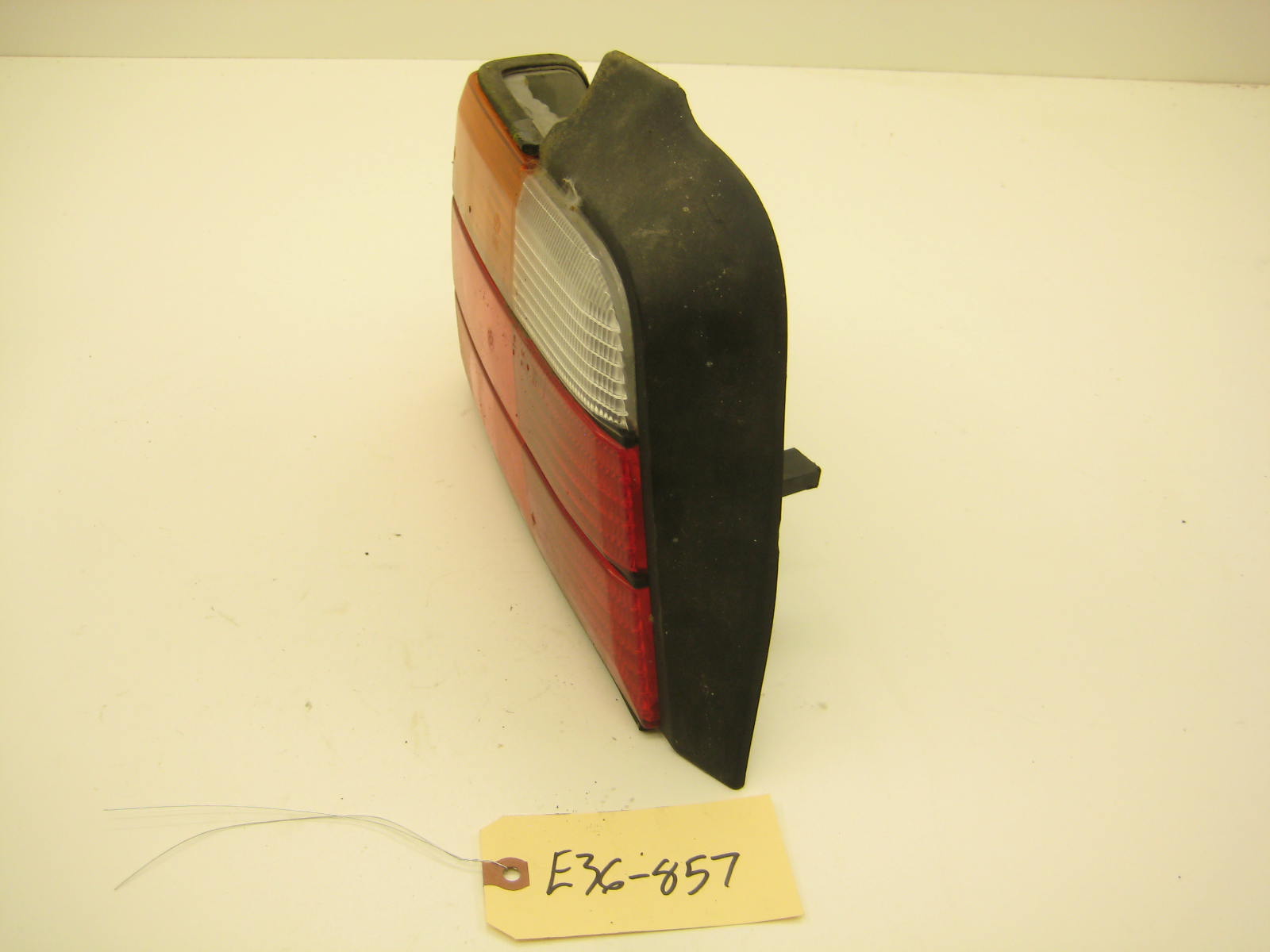 bmw e36 325 328 m3 passenger right rear tail light