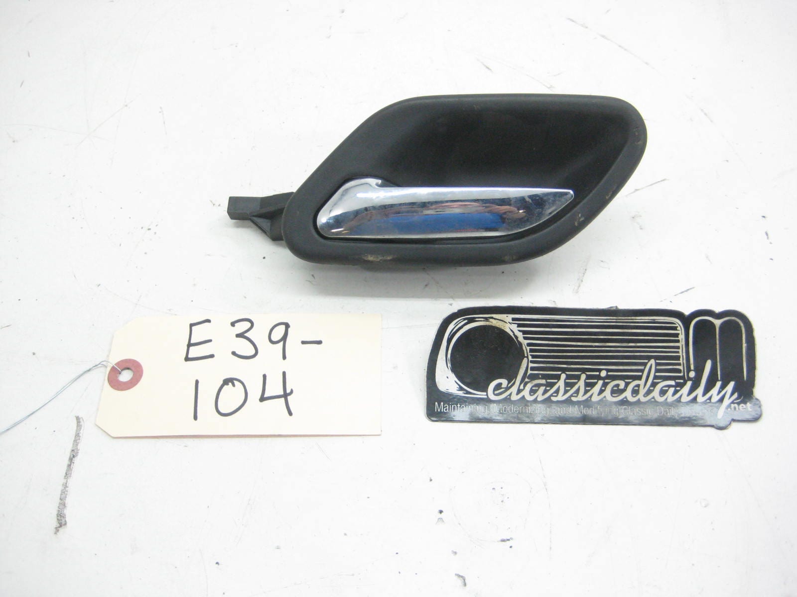 bmw e39 528 530 540 passenger side interior door handle
