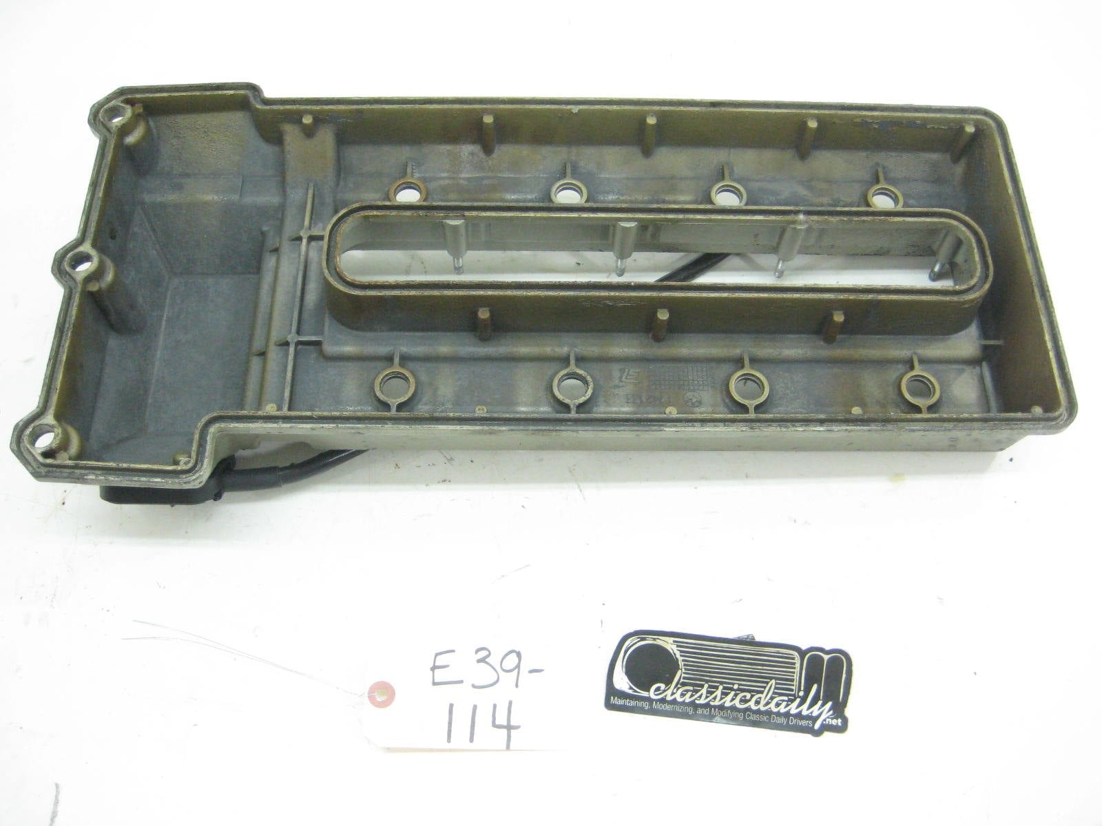 bmw e39 528 530 540 drivers side non vanos valve cover m60