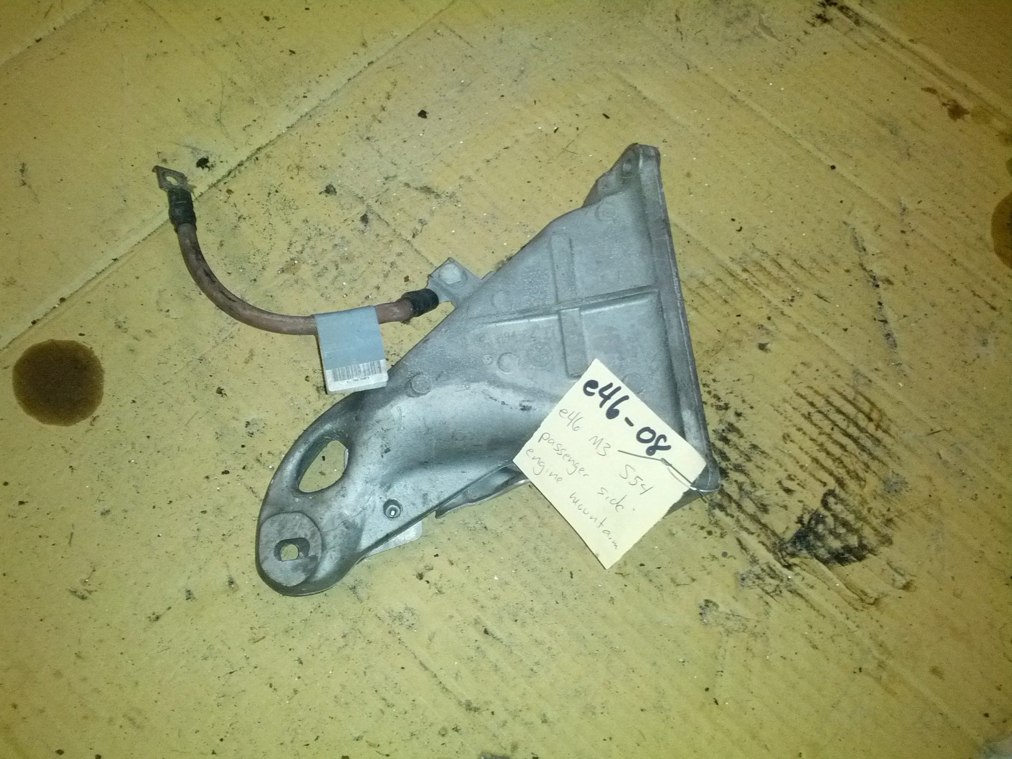 bmw e46 m3 s54 passenger side engine mount arm 2