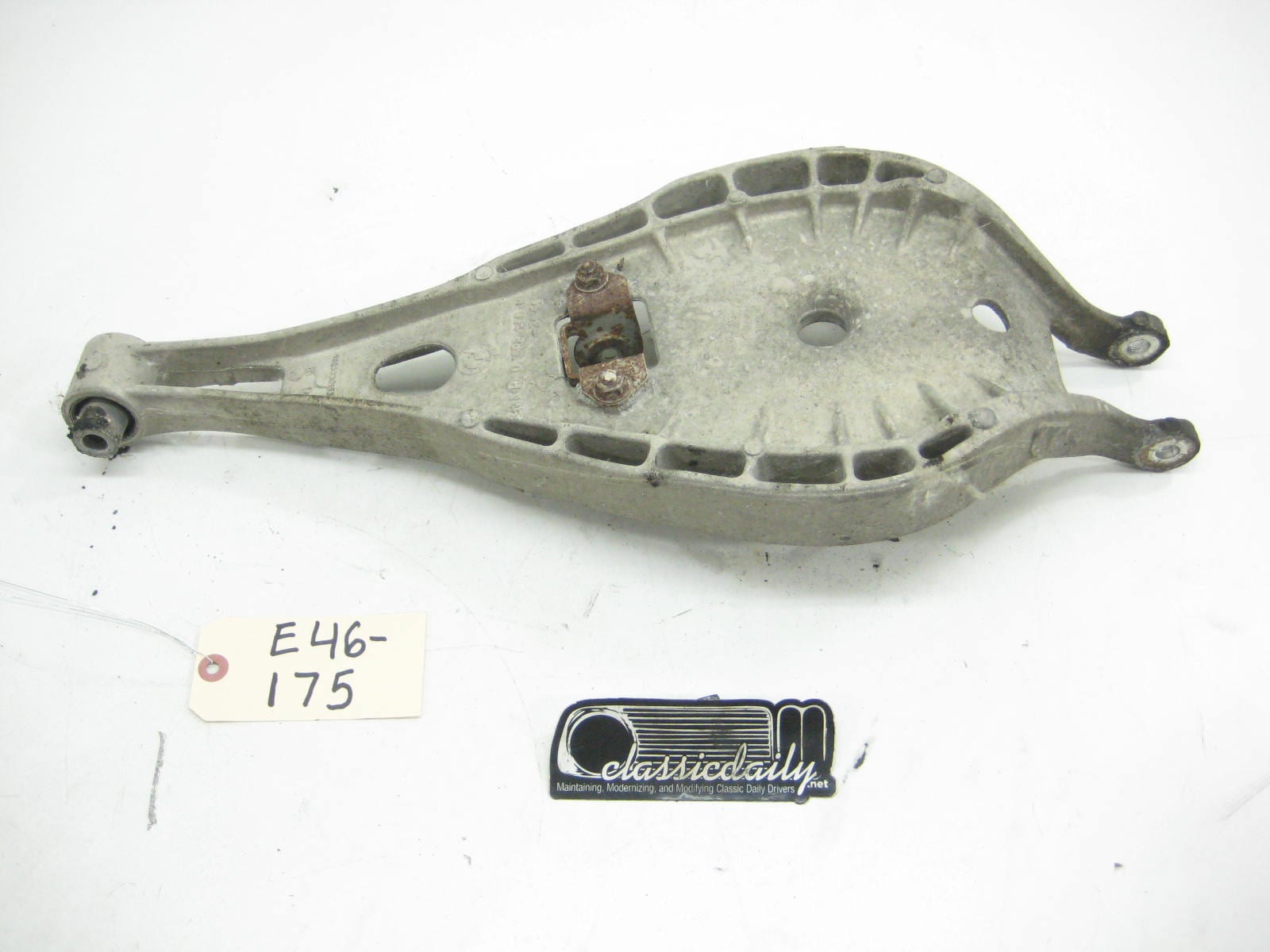 bmw e46 325 330 m3 drivers side upper rear control arm