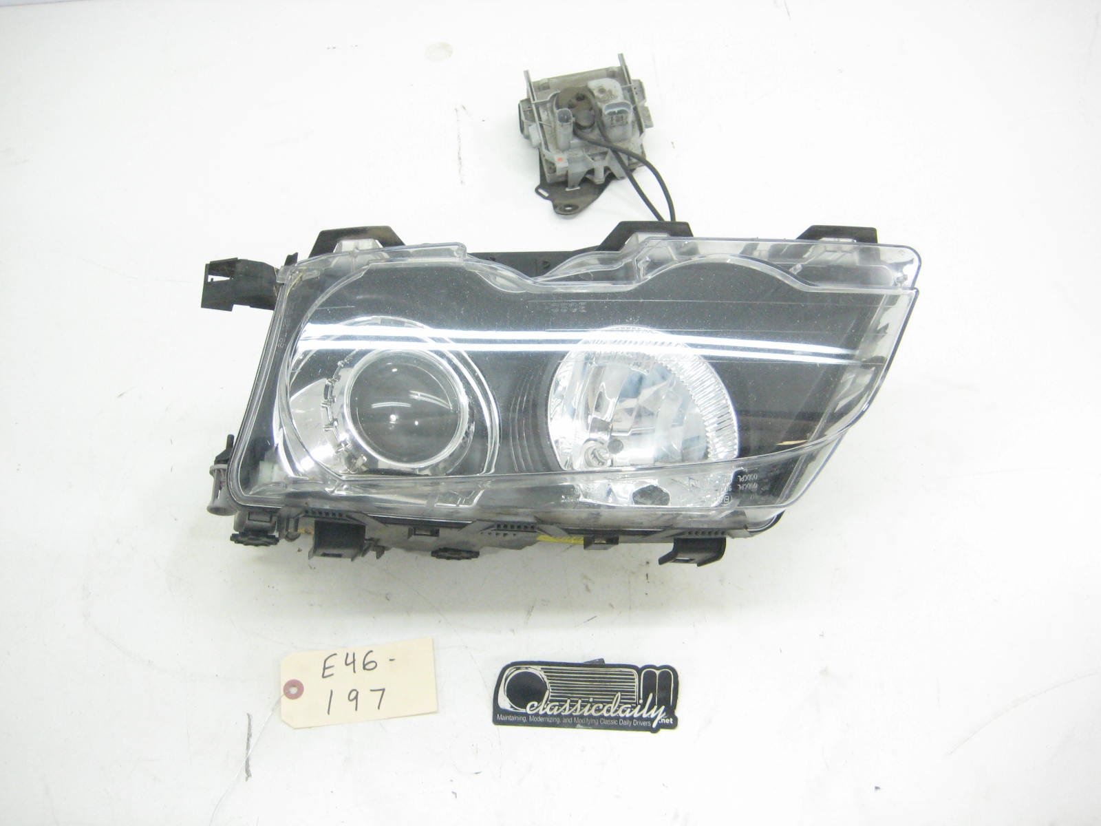 bmw e46 325 330 m3 drivers side xenon headlight