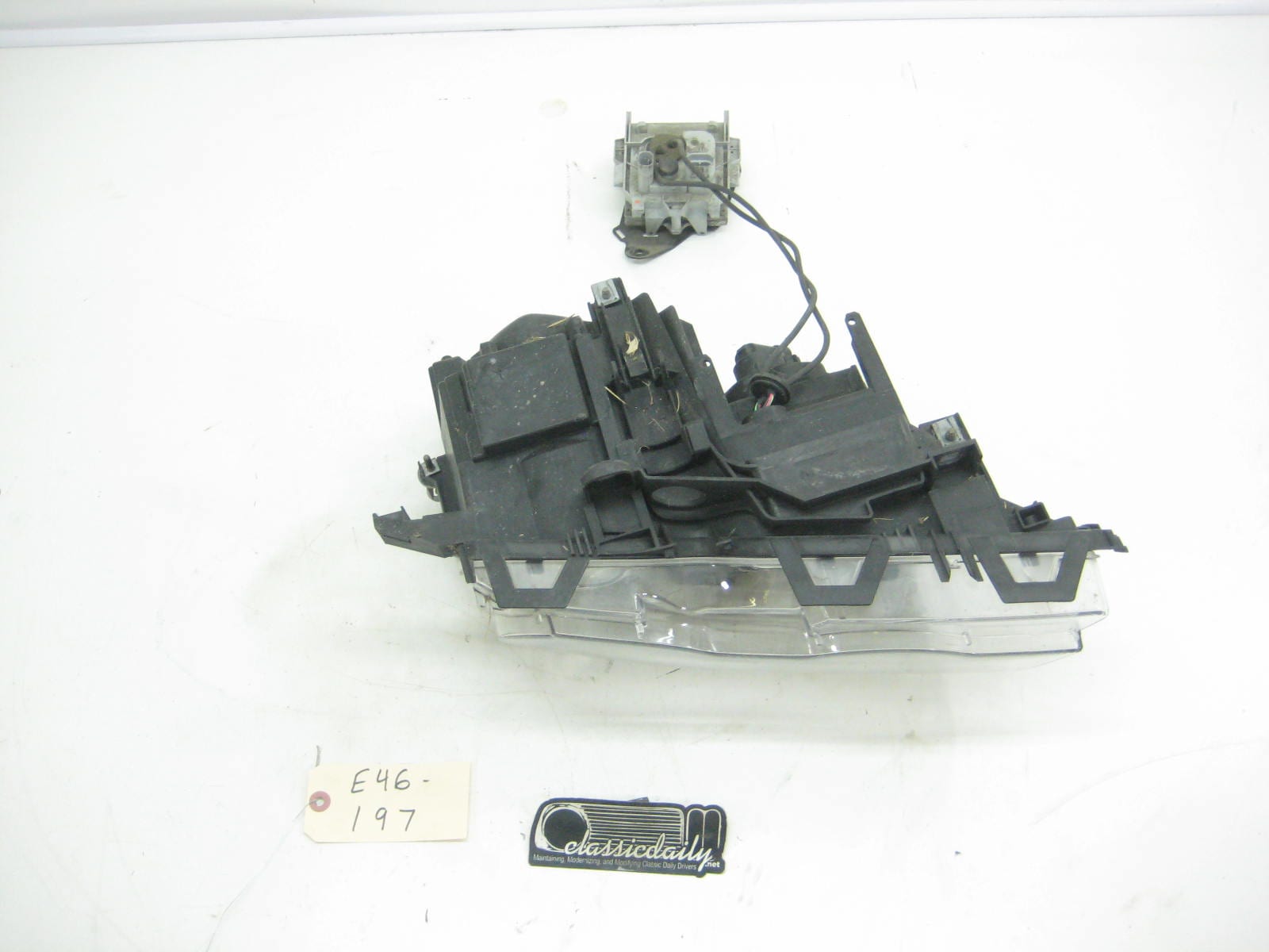 bmw e46 325 330 m3 drivers side xenon headlight