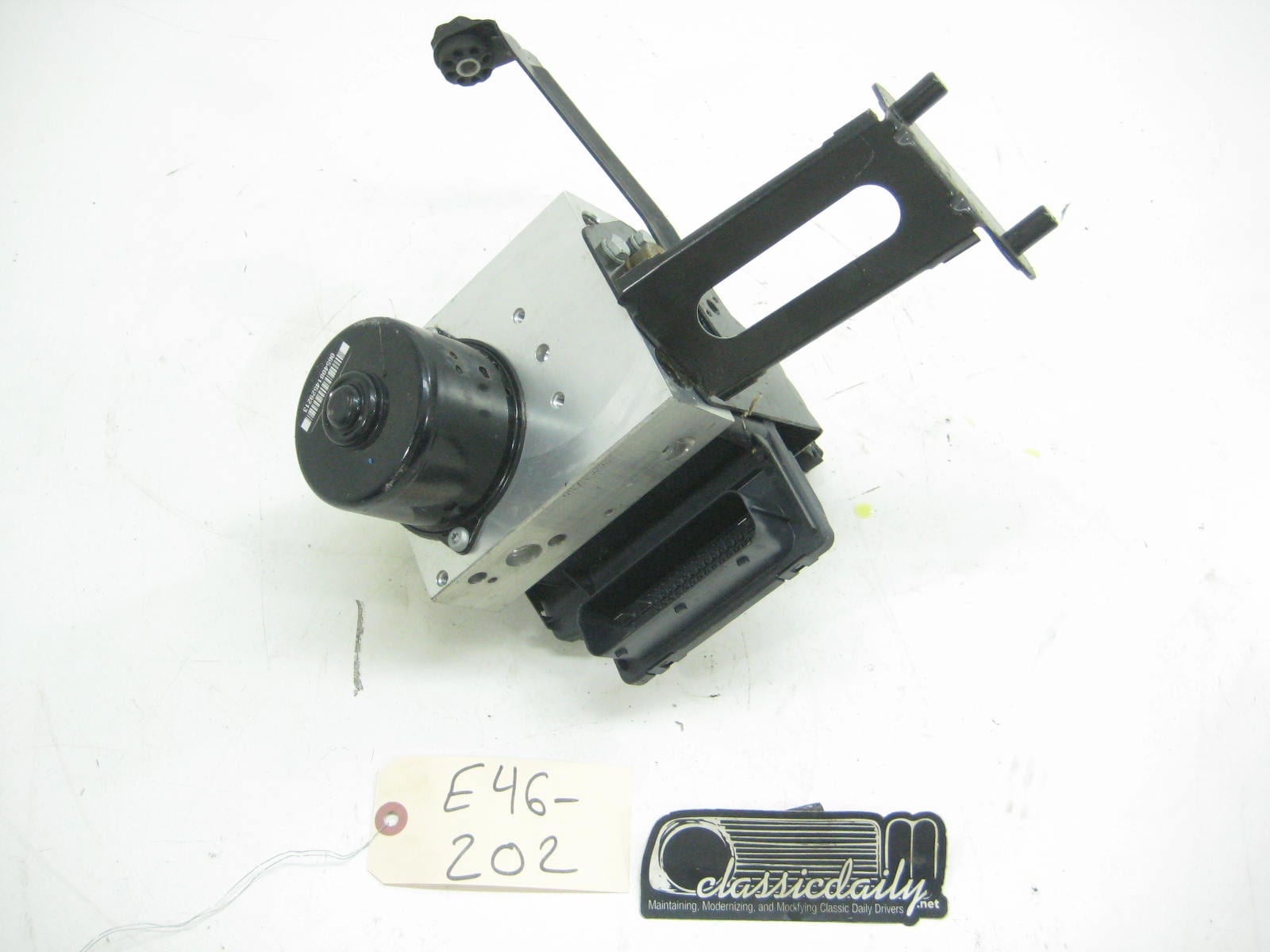 bmw e46 325 330 m3 2002 m3 abs dsc pump