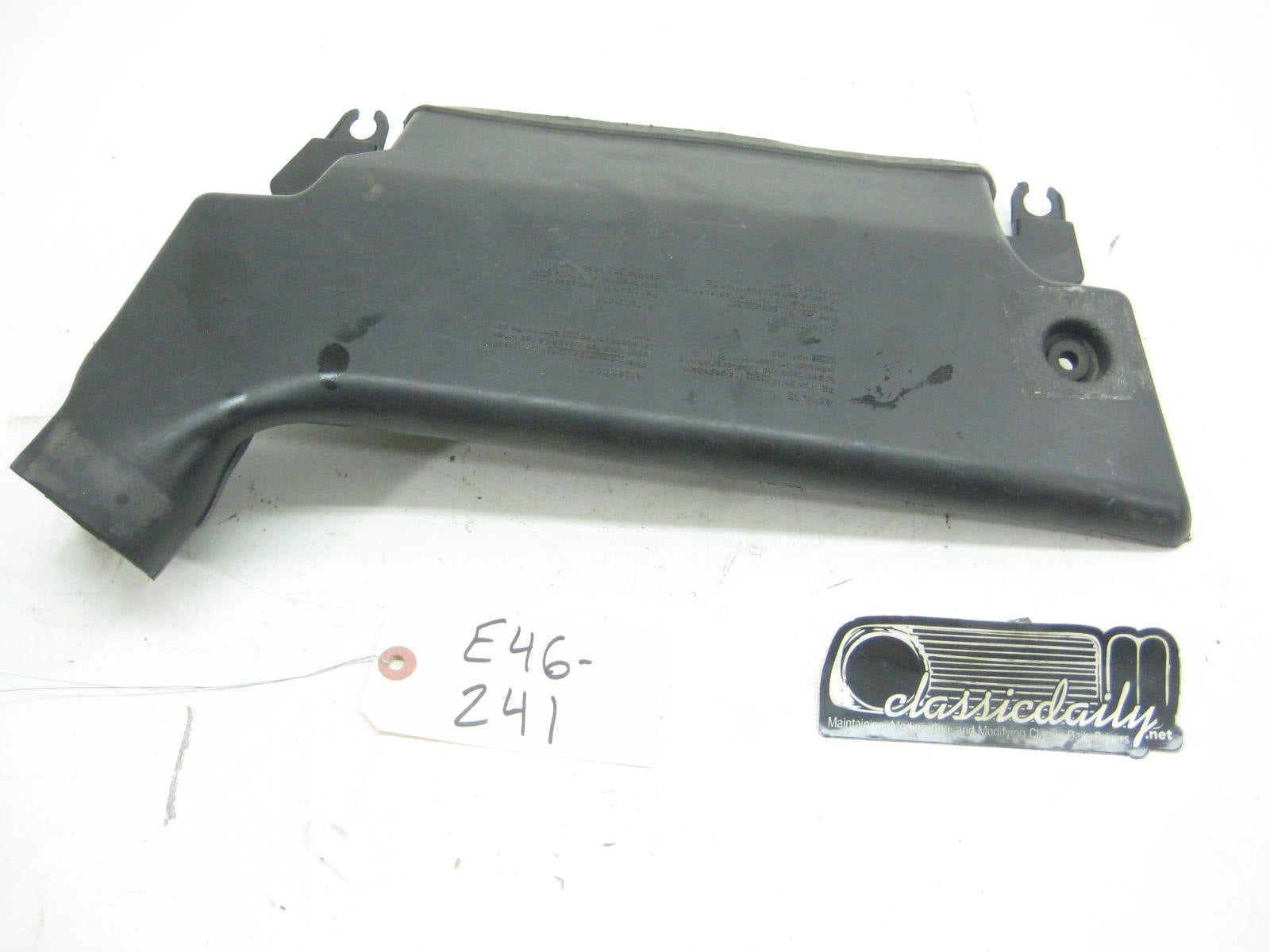 bmw e46 325 330 m54 air inlet above radiator