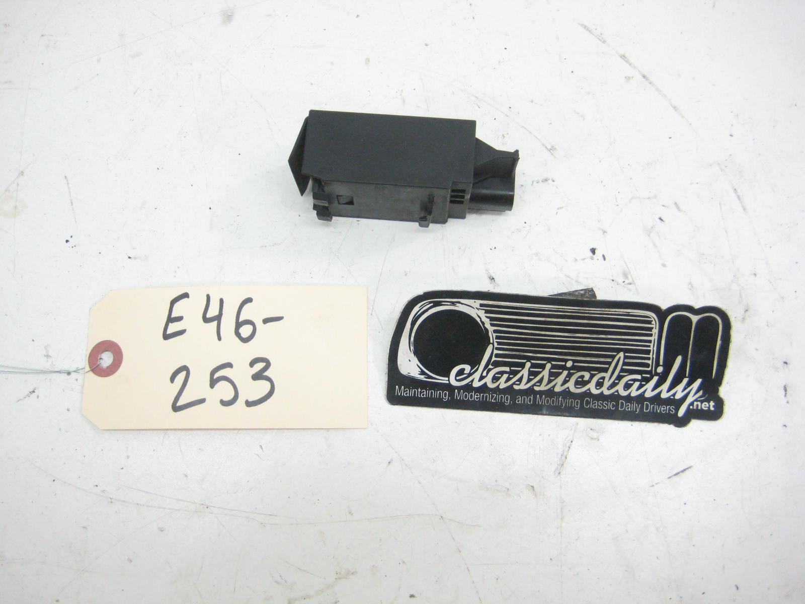 BMW E46 325 330 M3 Auxiliary Fan Control Module 64116924755 e46 253