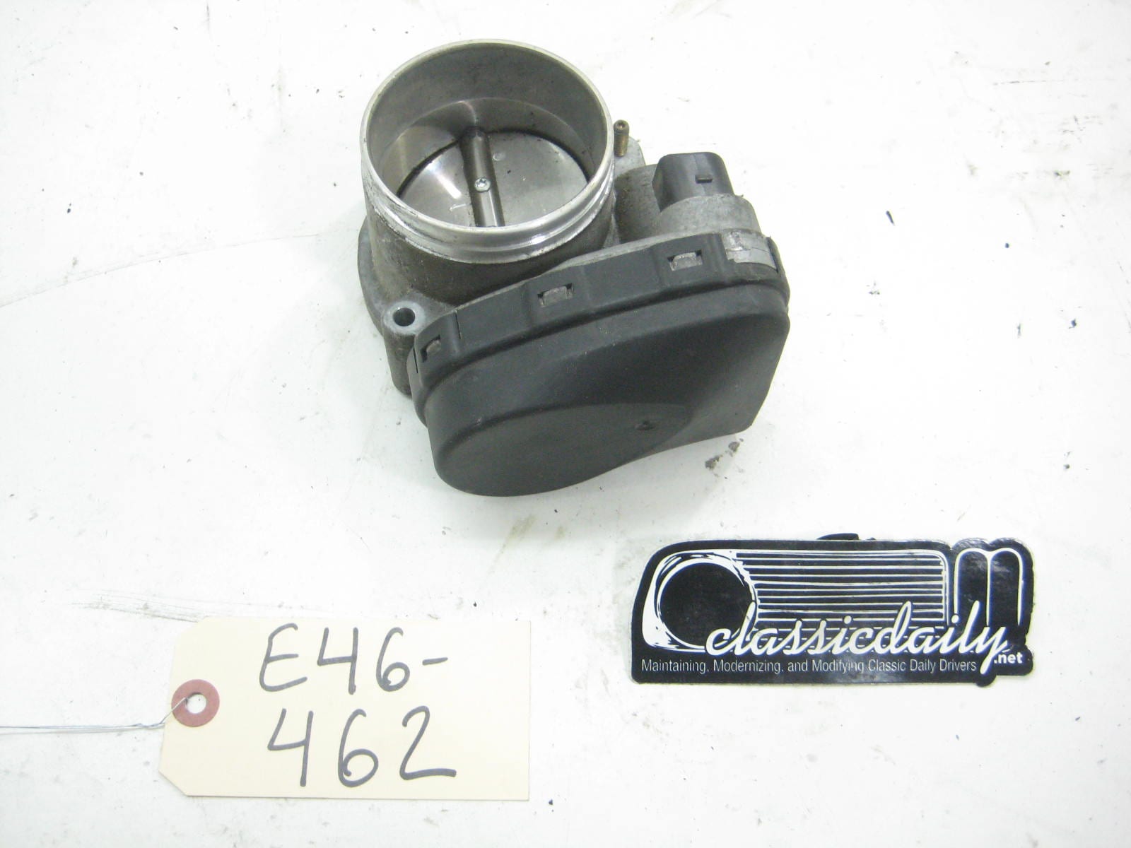 bmw e46 325 330 throttle body 13 54 7 502 445 2
