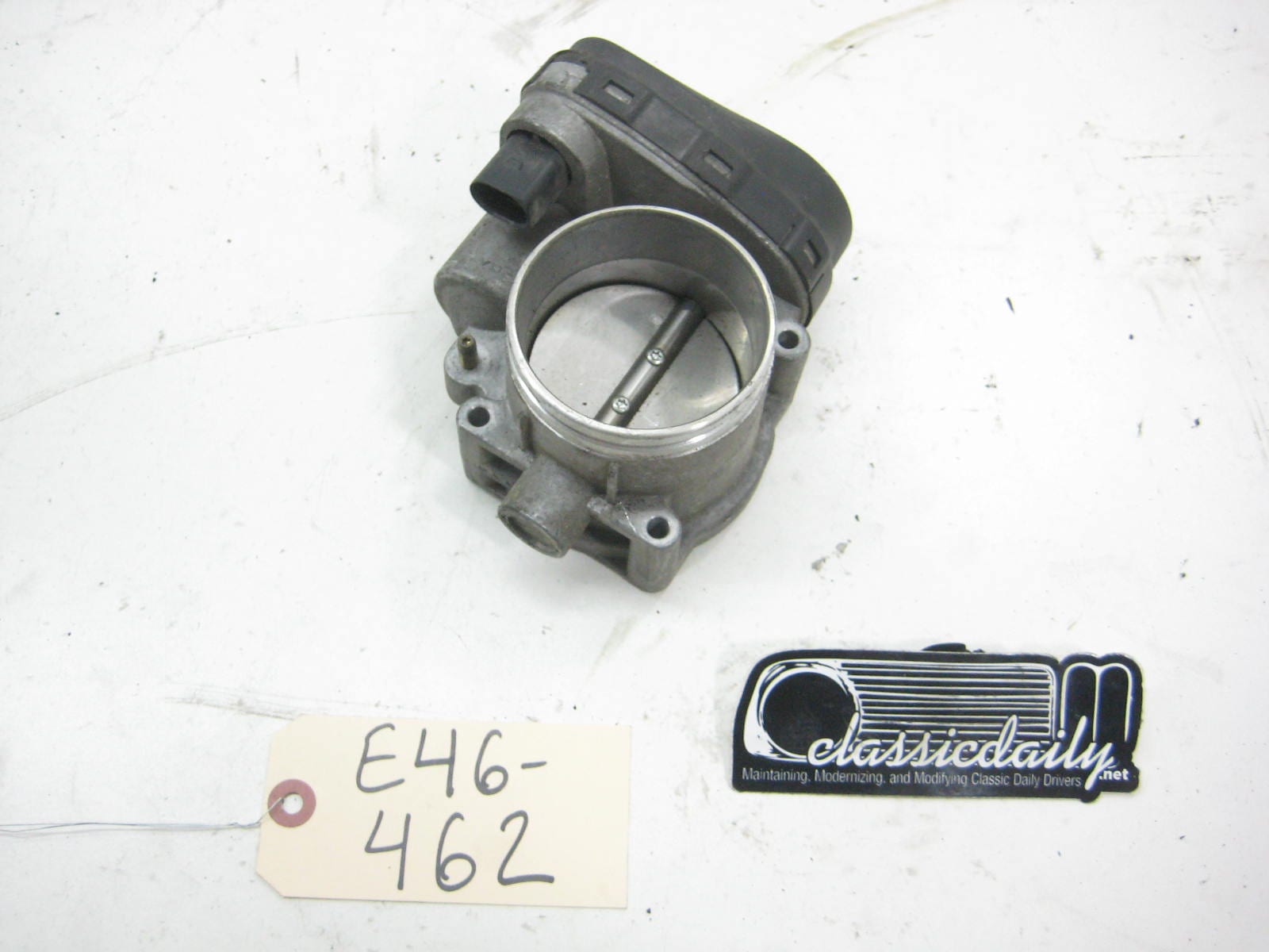 bmw e46 325 330 throttle body 13 54 7 502 445 2
