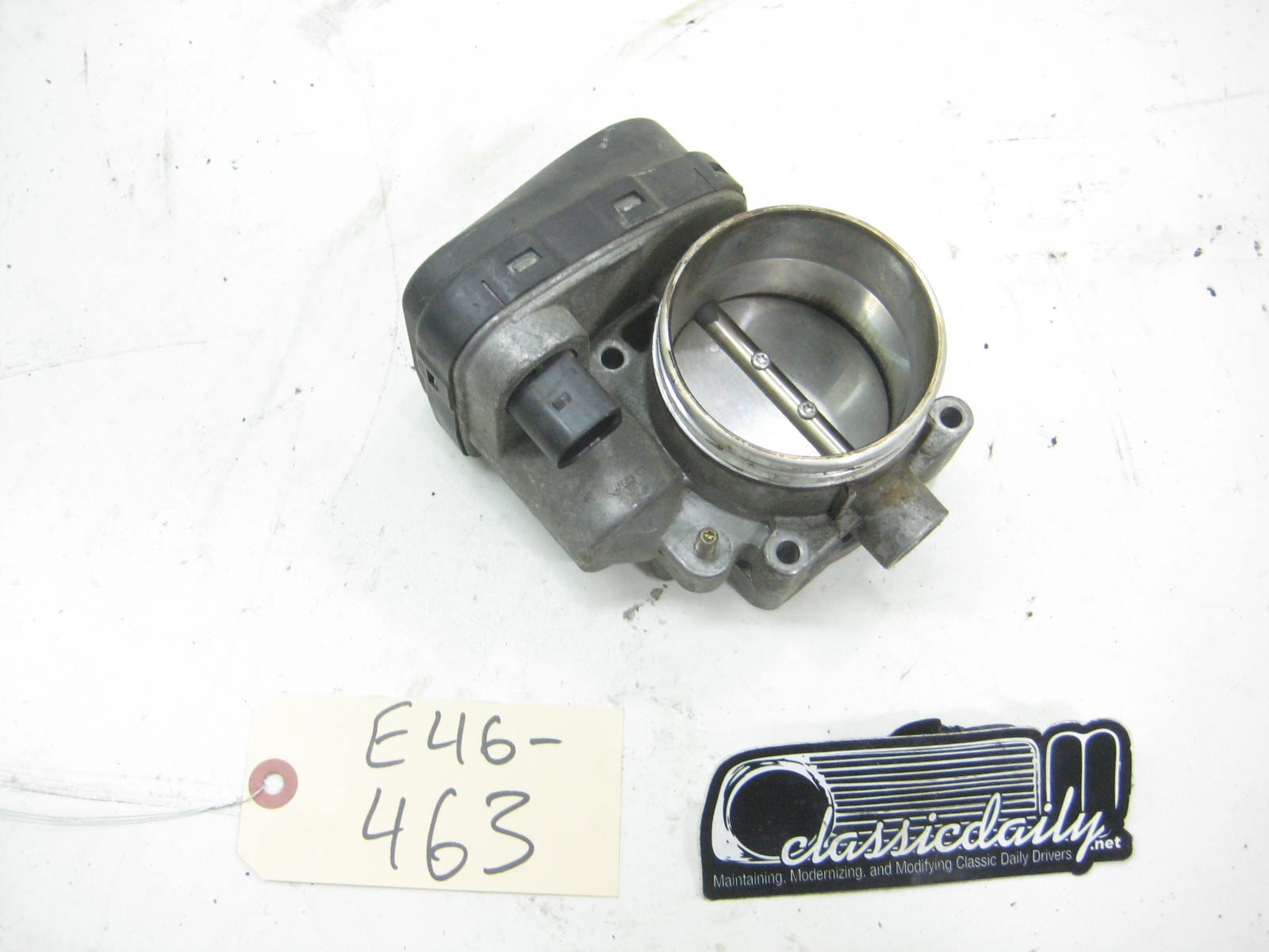 bmw e46 325 330 throttle body 13 54 7 502 445 3