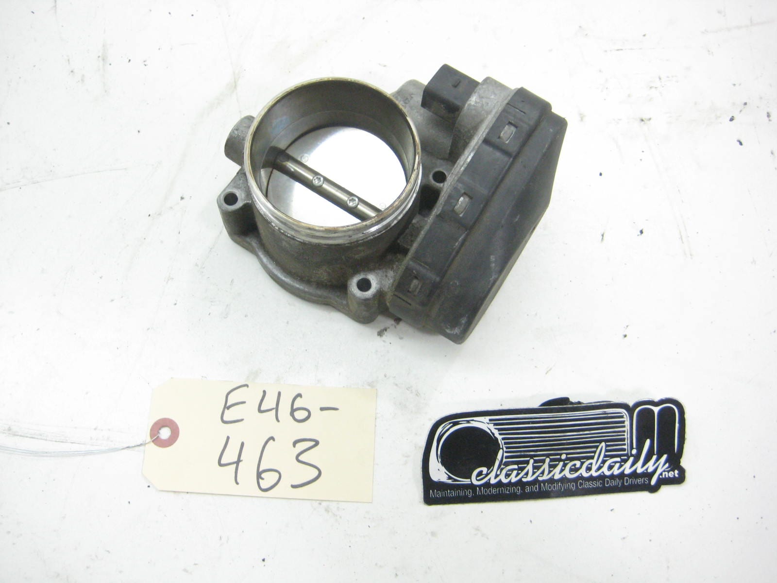 bmw e46 325 330 throttle body 13 54 7 502 445 3