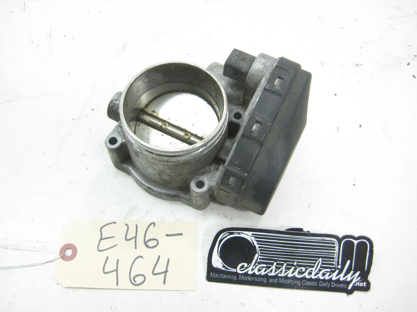 bmw e46 325 330 throttle body 13 54 7 502 445 4