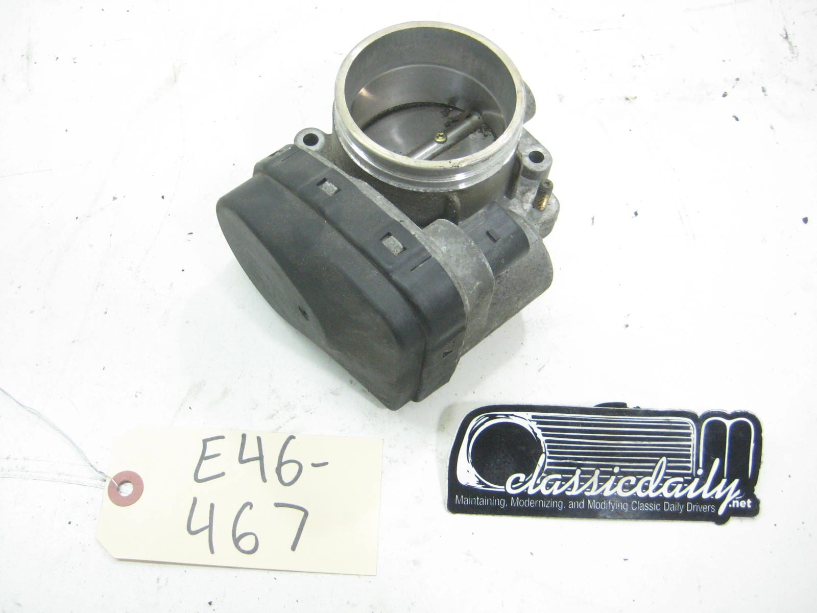 bmw e46 325 330 throttle body 13 54 7 502 444
