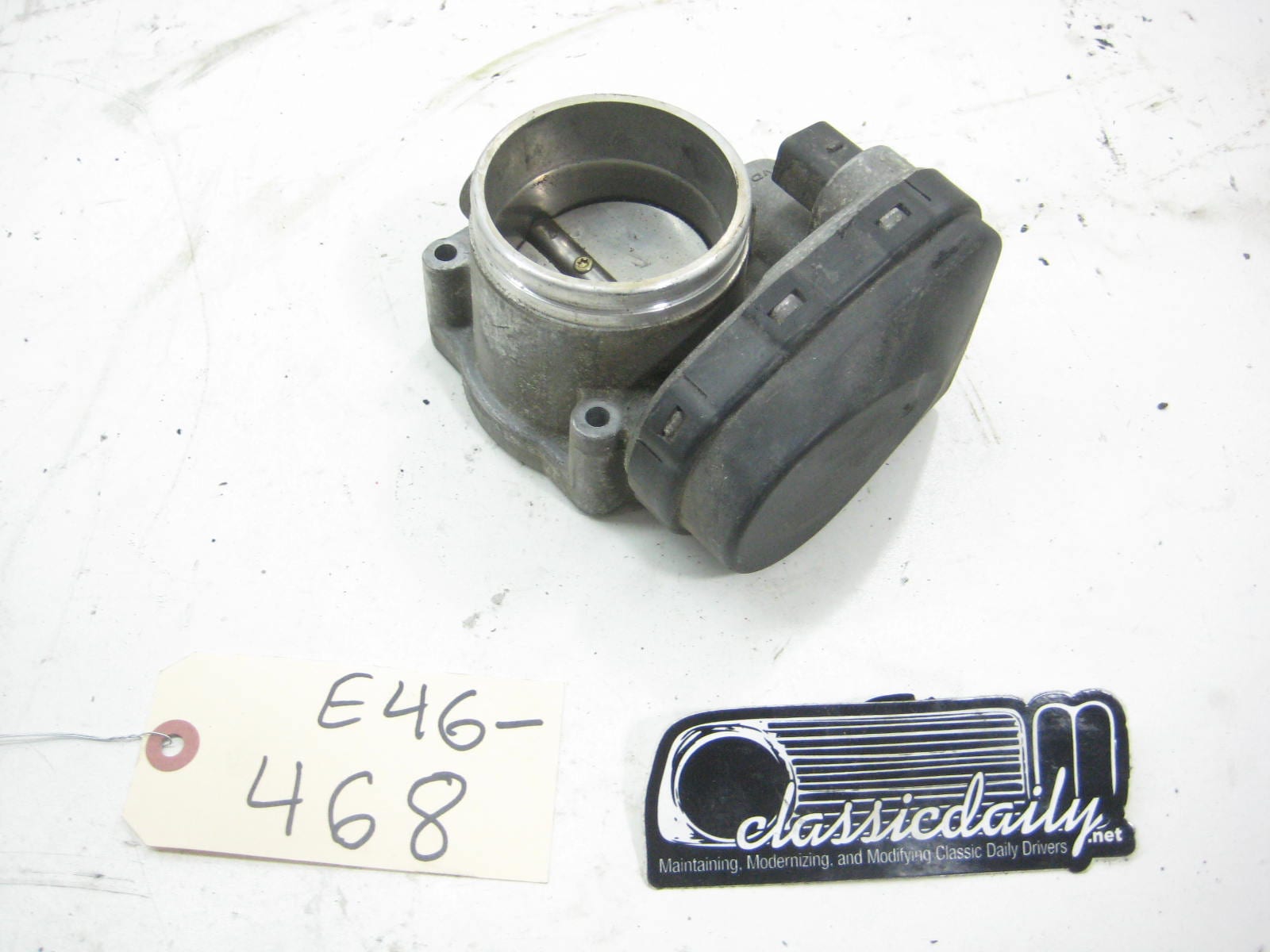 bmw e46 325 330 throttle body 13 54 7 502 444 2