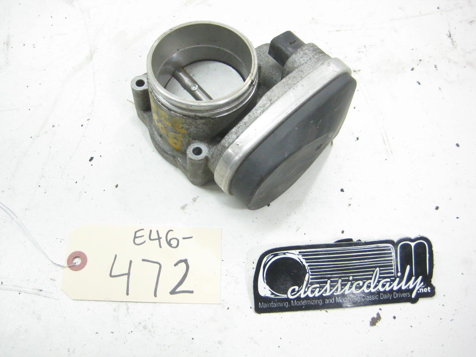 bmw e46 325 330 throttle body 13 54 7 502 444 5