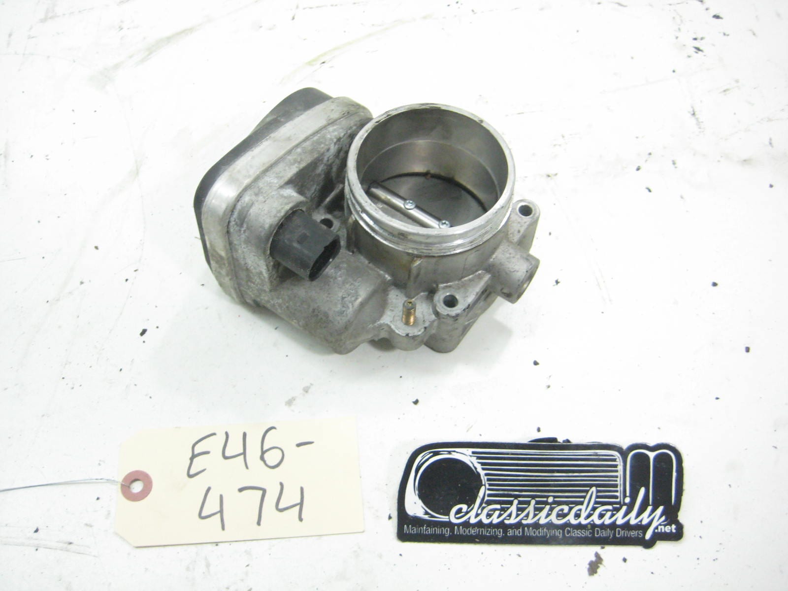 bmw e46 325 330 throttle body 13 54 7 502 444 7
