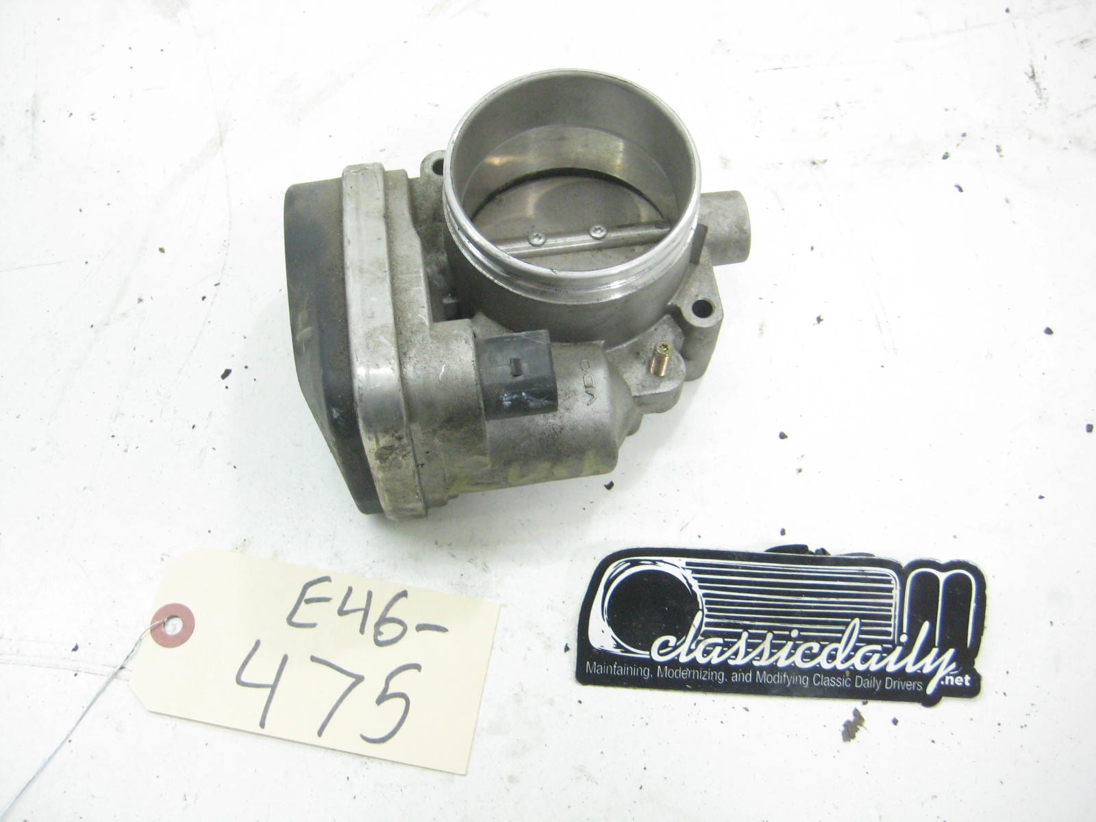 bmw e46 325 330 throttle body 13 54 7 502 445 8