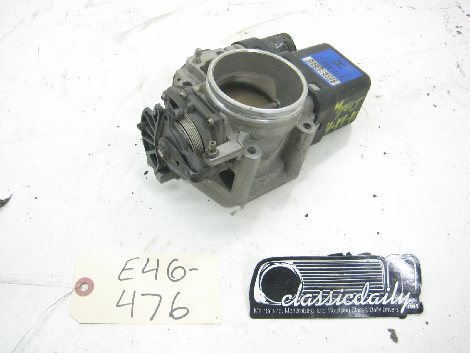 bmw e46 325 330 throttle body 1 433 414