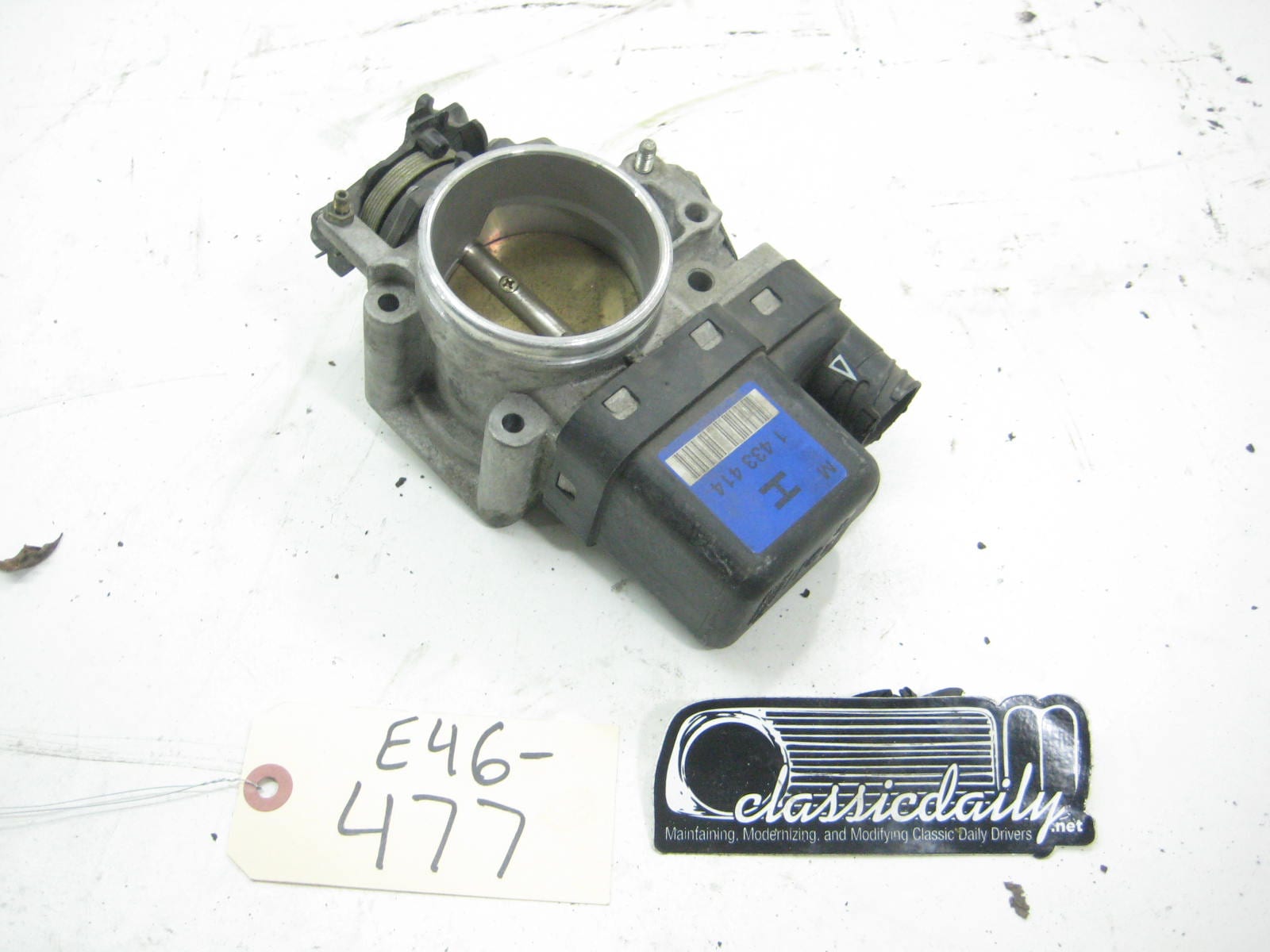 bmw e46 325 330 throttle body 1 433 414 2