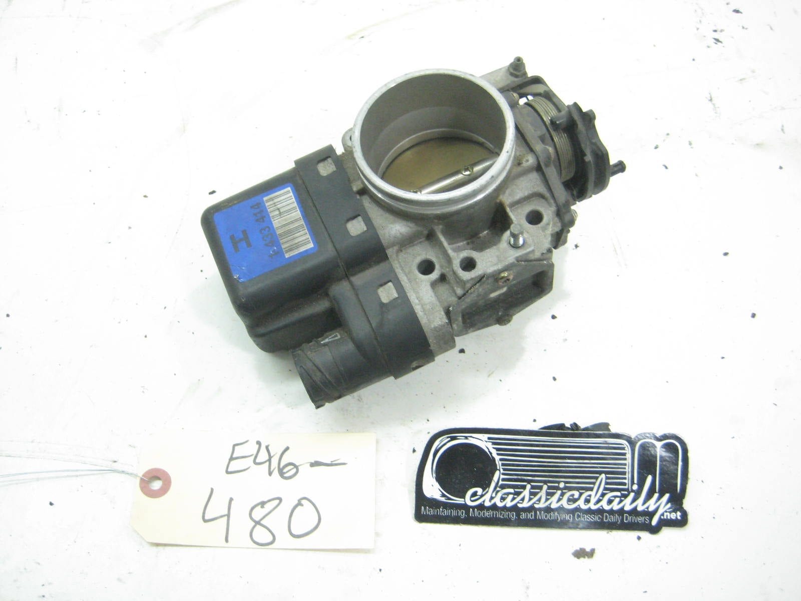 bmw e46 325 330 throttle body 1 433 414 5