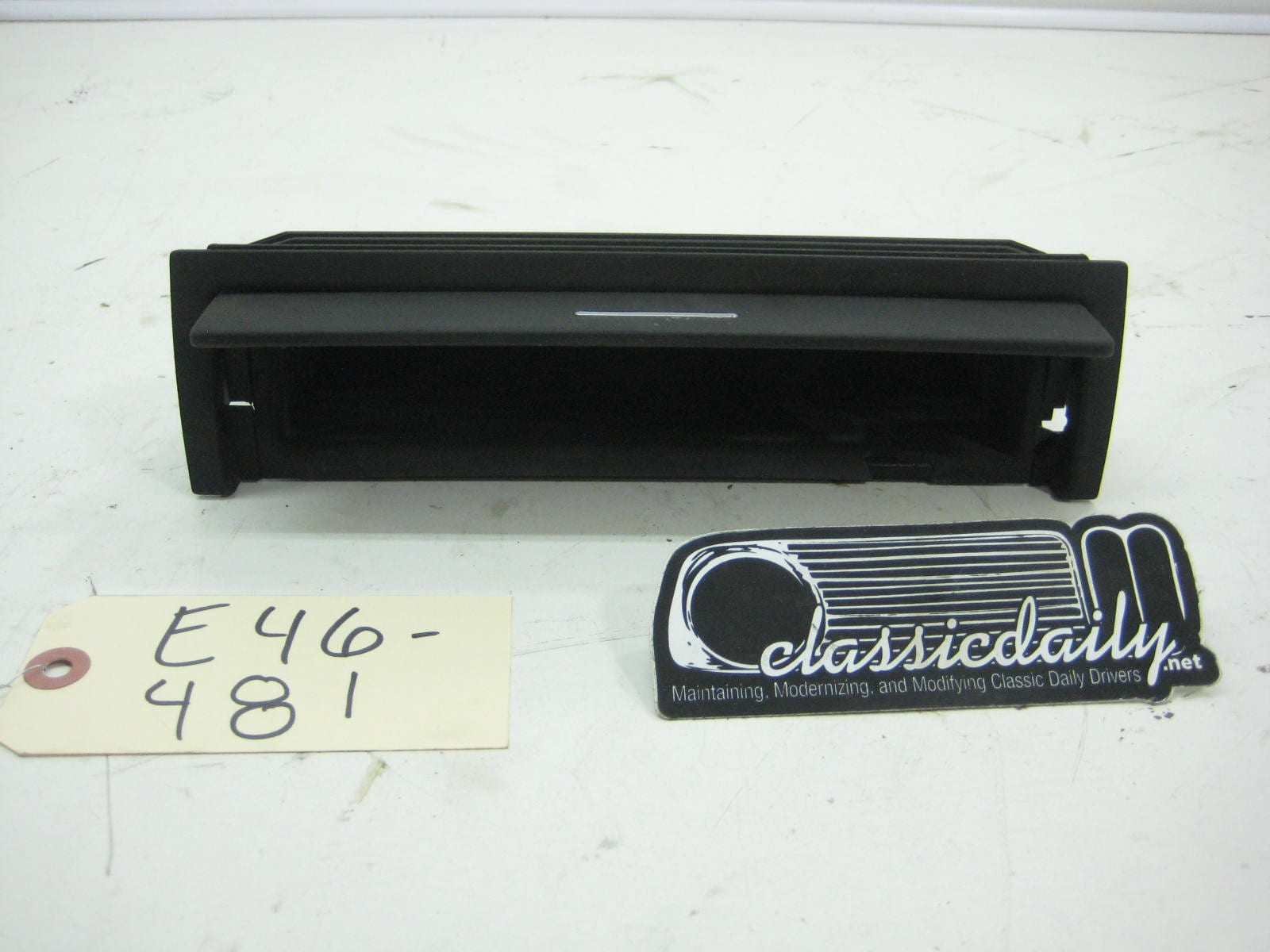 bmw e46 325 330 center console ashtray compartment
