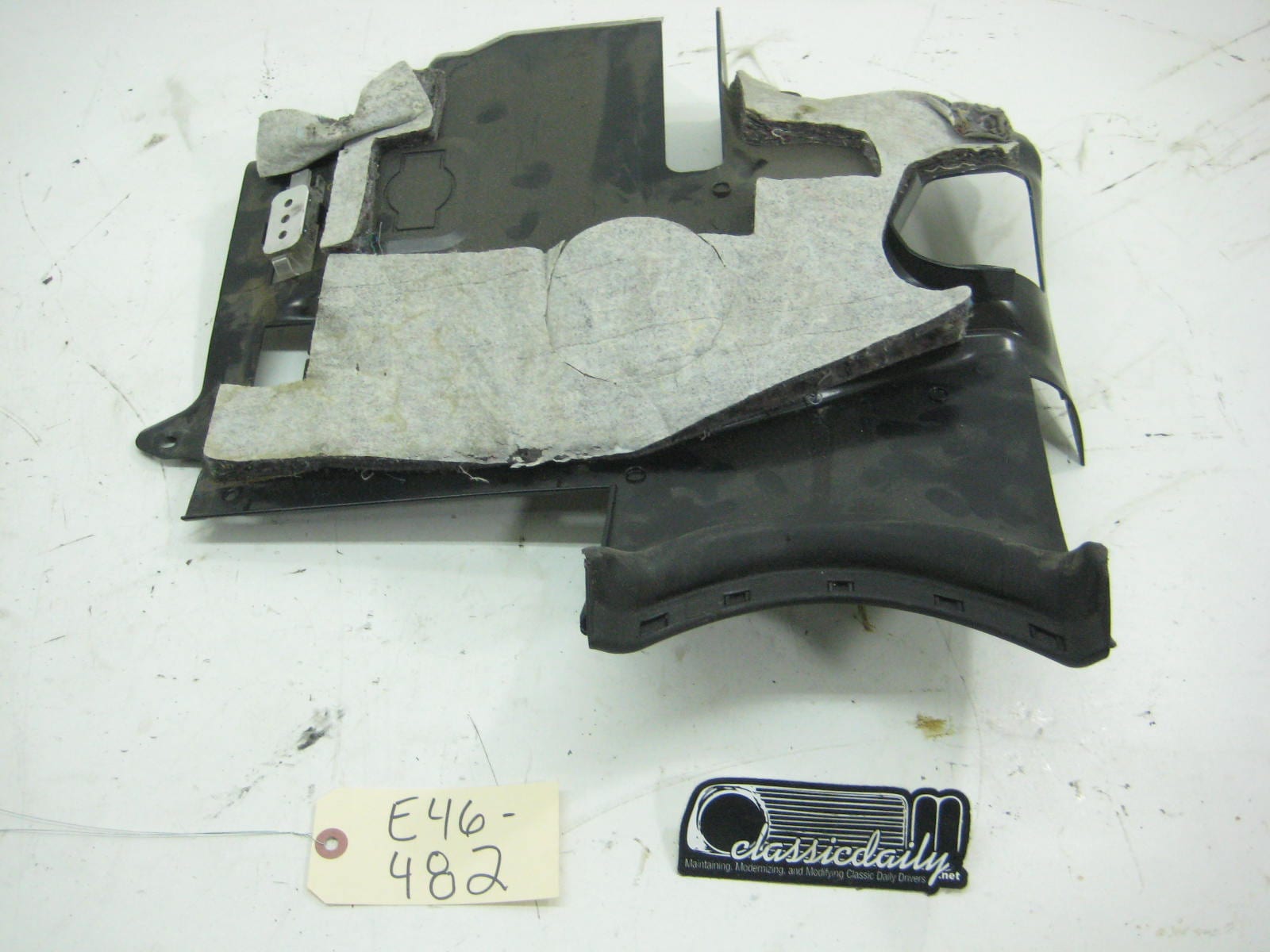 bmw e46 325 330 under column panel automatic