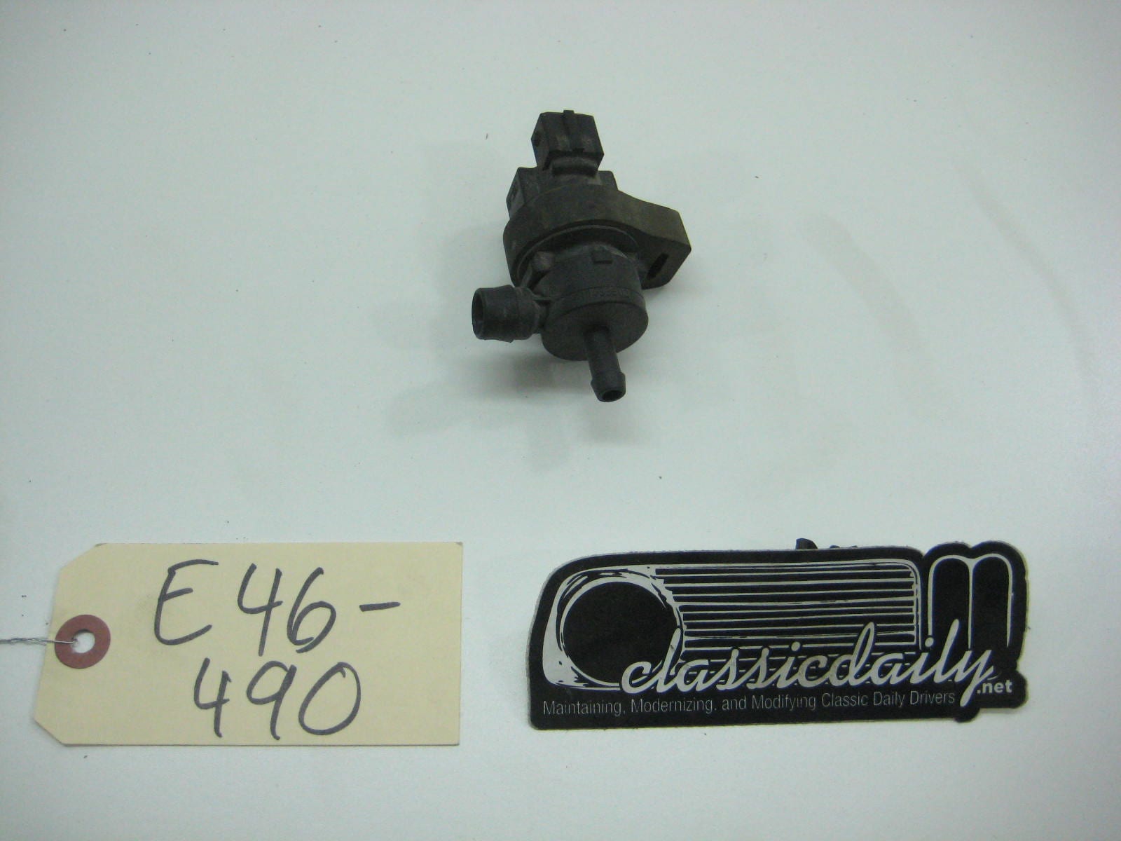 bmw e46 325 330 fuel evap valve 1433602