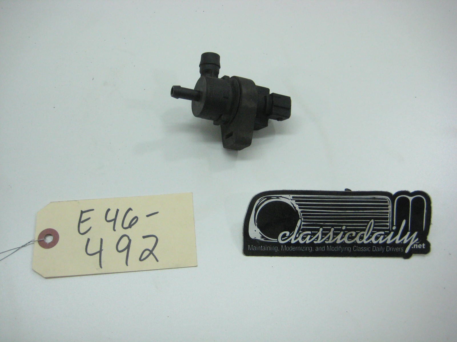 bmw e46 325 330 fuel evap valve 1433602 3